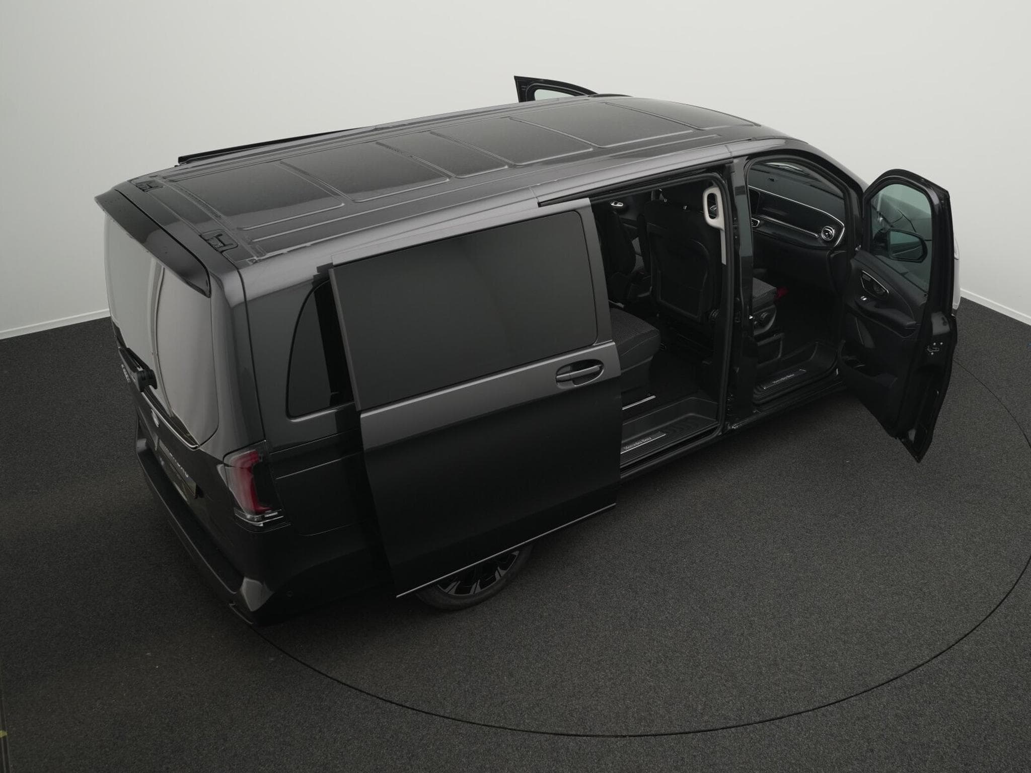 Mercedes V d STYLE Lang (2026) - Photo 13
