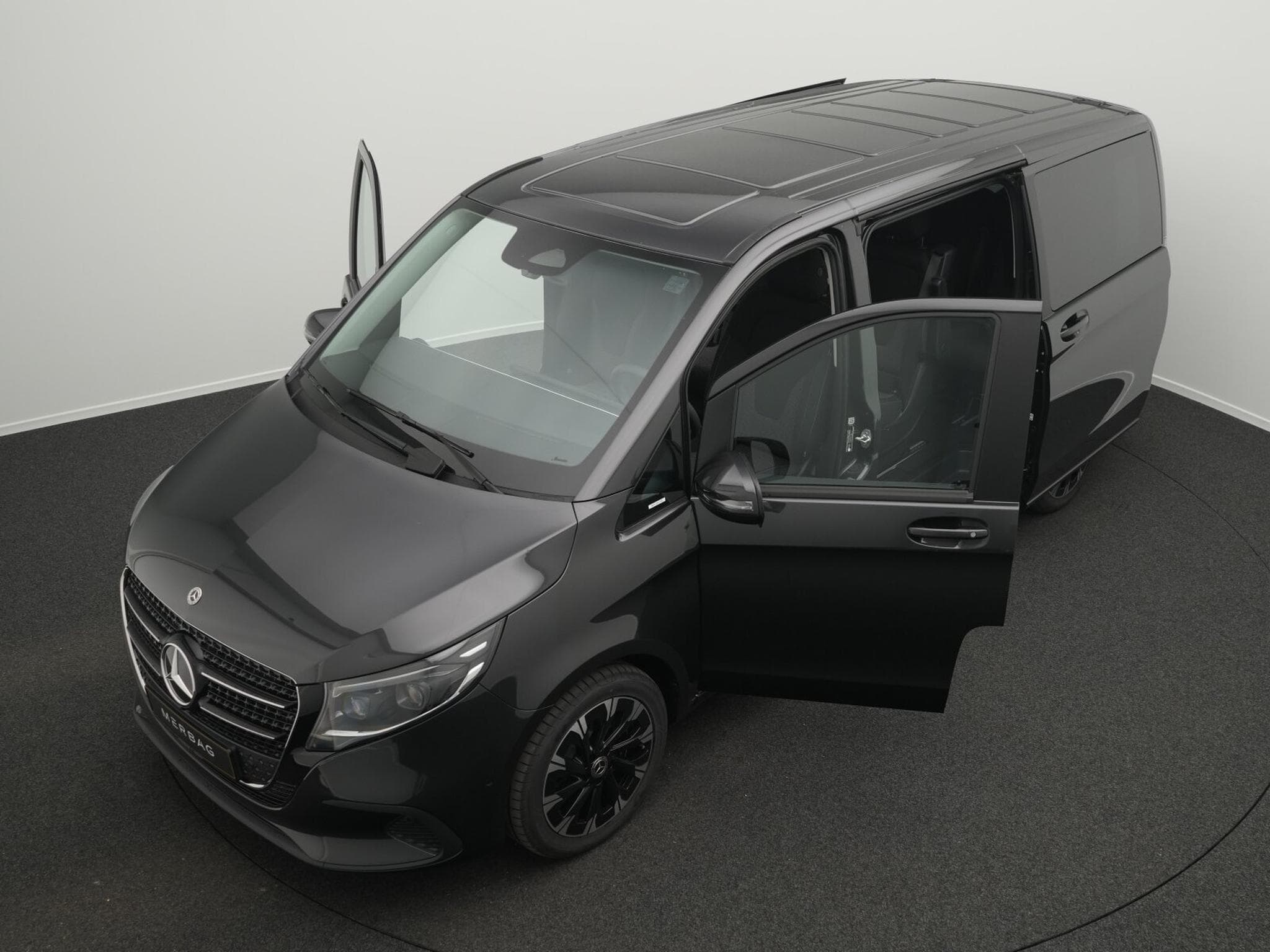 Mercedes V d STYLE Lang (2026) - Photo 12