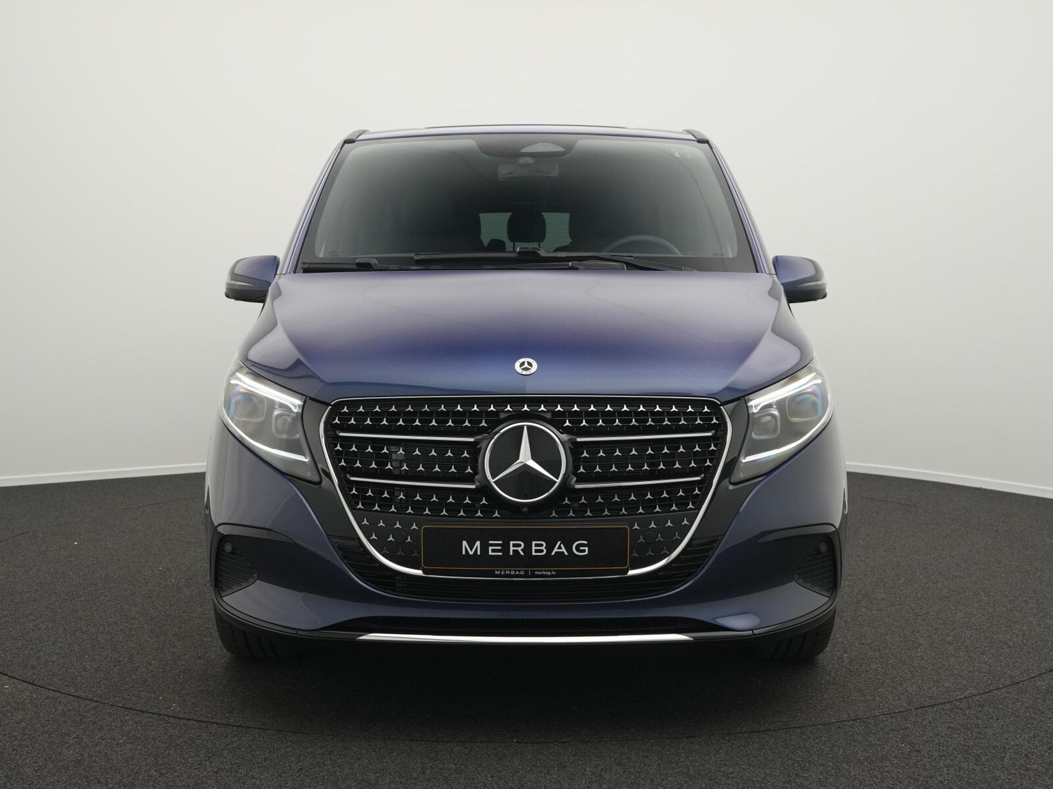 Mercedes V d 4MATIC AVANTGARDE Lang (2026) - Photo 2