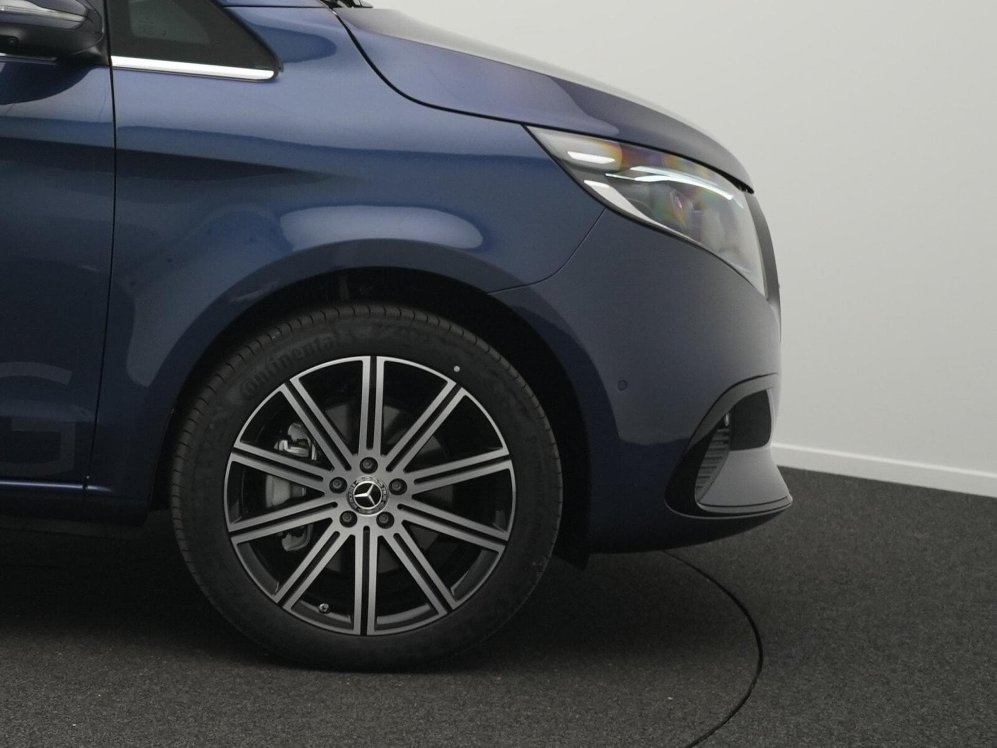 Mercedes V d 4MATIC AVANTGARDE Lang (2026) - Photo 6