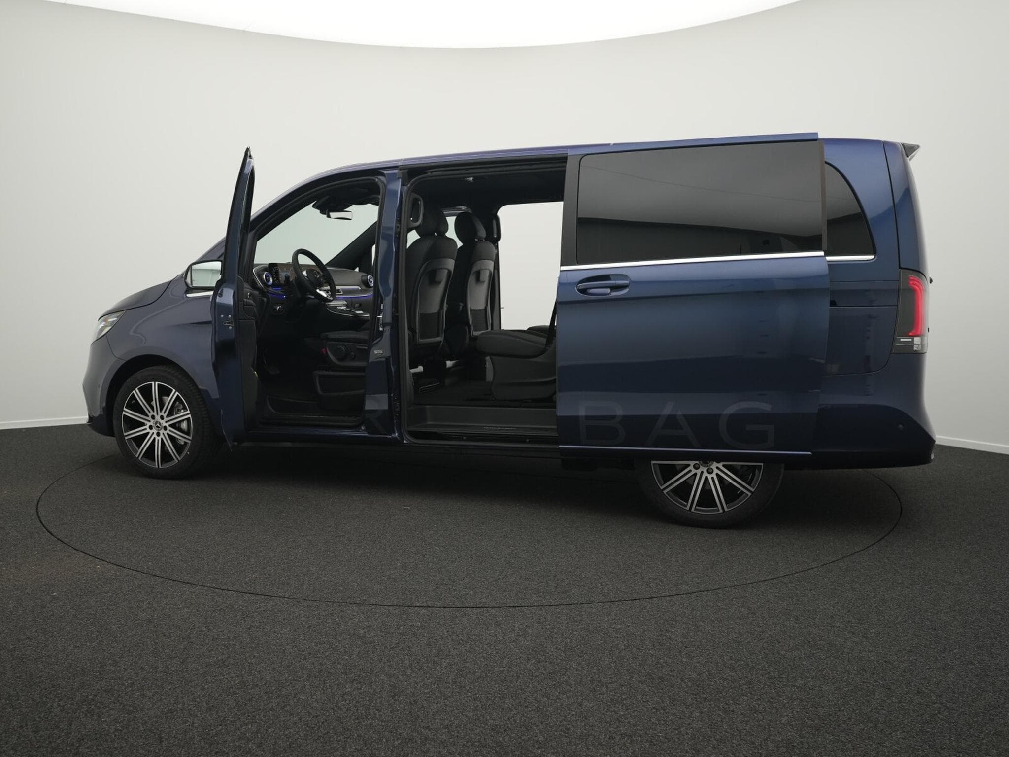Mercedes V d 4MATIC AVANTGARDE Lang (2026) - Photo 14