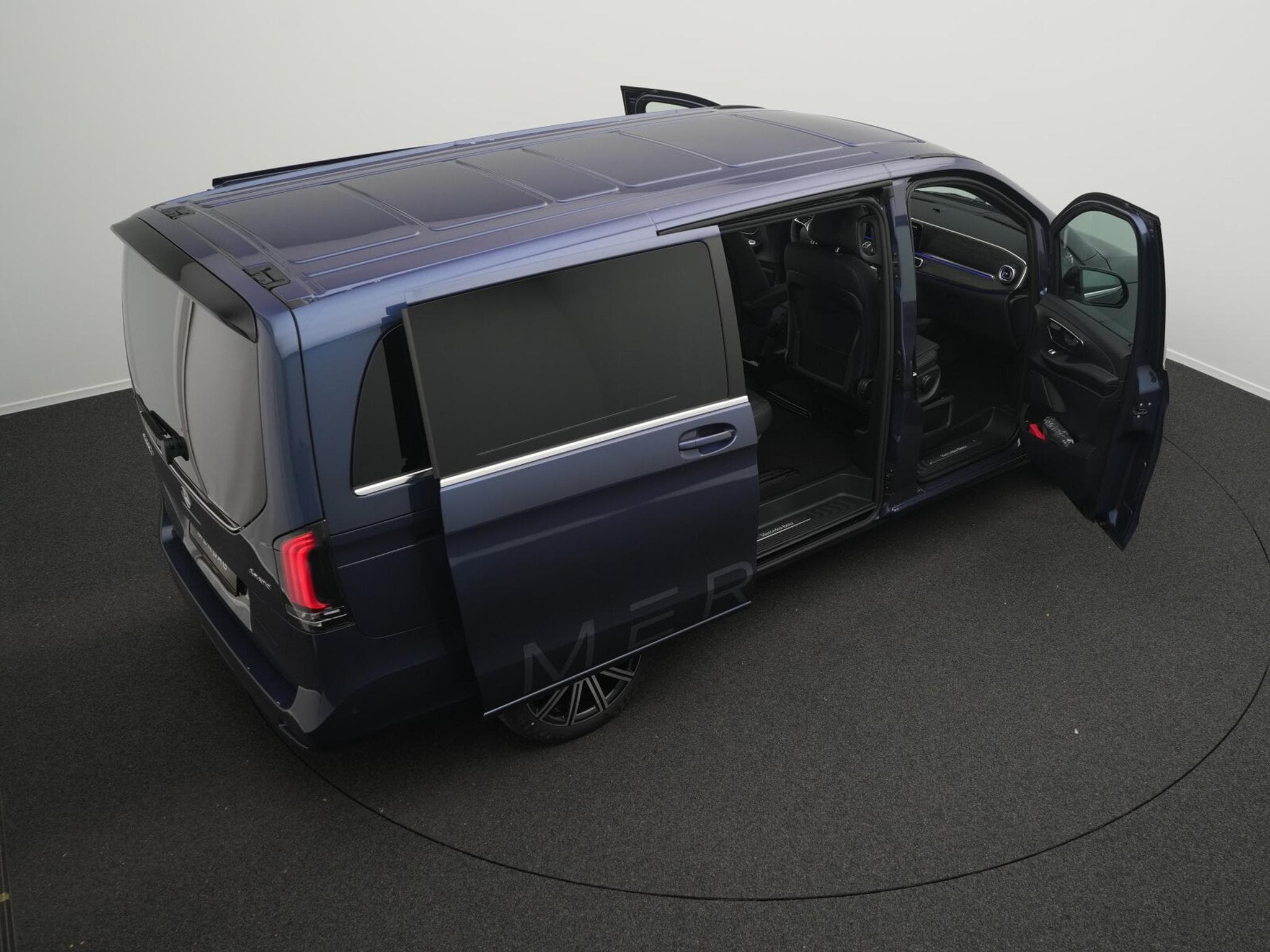 Mercedes V d 4MATIC AVANTGARDE Lang (2026) - Photo 13
