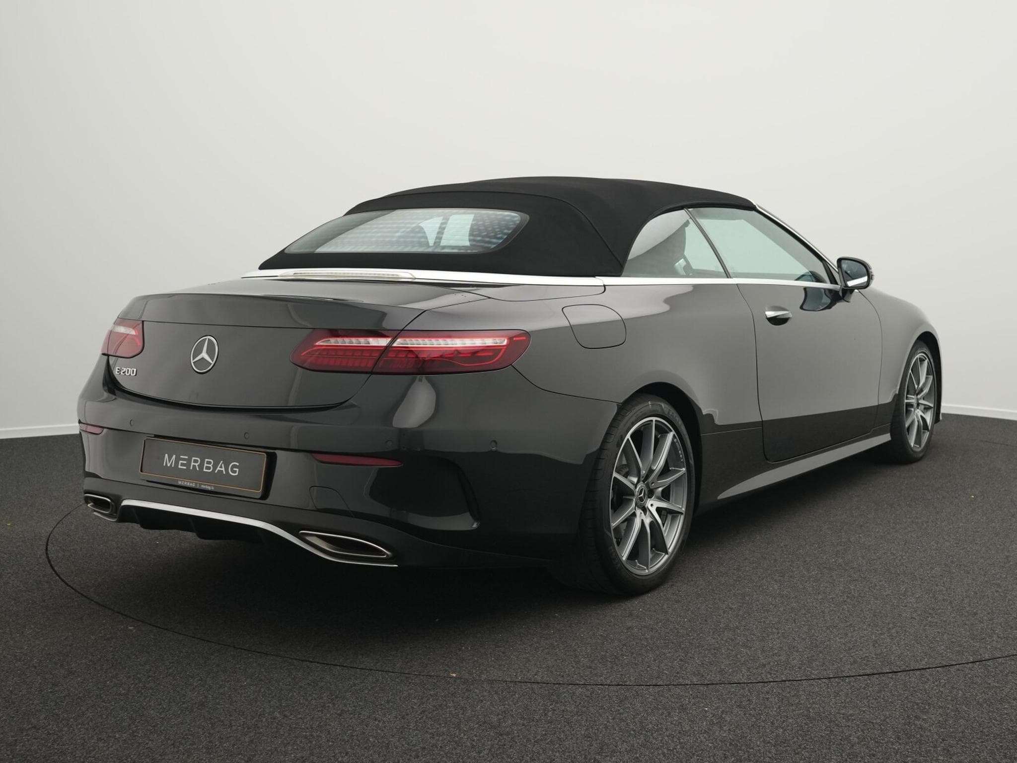 Mercedes E 200 AMG-Line Cab Multi+Kamera+Burm+Memo (2021) - Photo 3