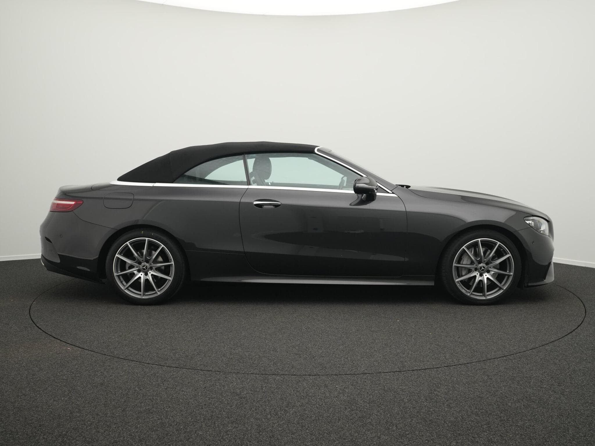 Mercedes E 200 AMG-Line Cab Multi+Kamera+Burm+Memo (2021) - Photo 5