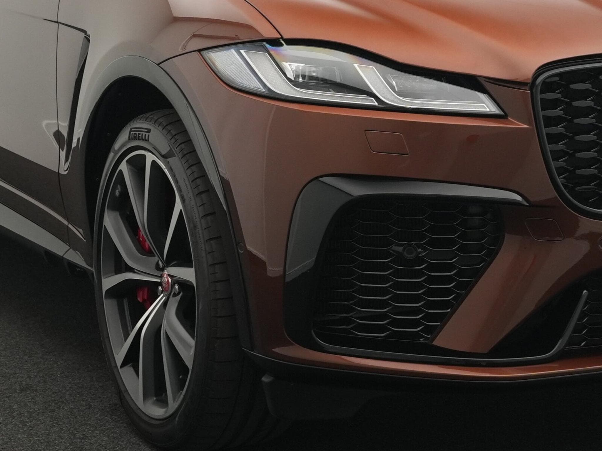 Jaguar F-Pace F-PACE P550 SVR AWD (EURO 6d) (2023) - Photo 9