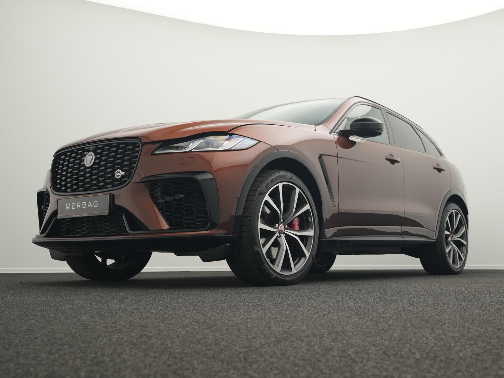 Jaguar F-Pace F-PACE P550 SVR AWD (EURO 6d) (2023) - Photo 10