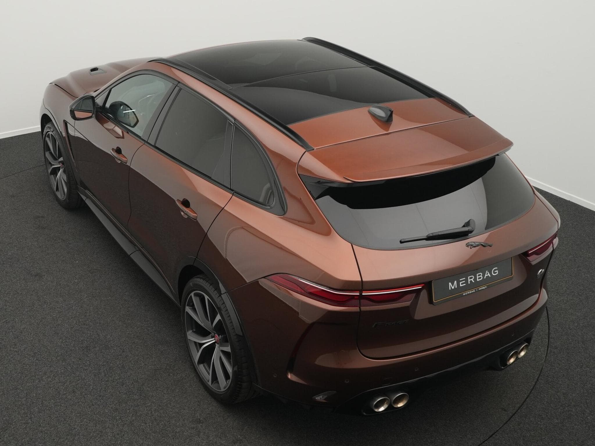 Jaguar F-Pace F-PACE P550 SVR AWD (EURO 6d) (2023) - Photo 13