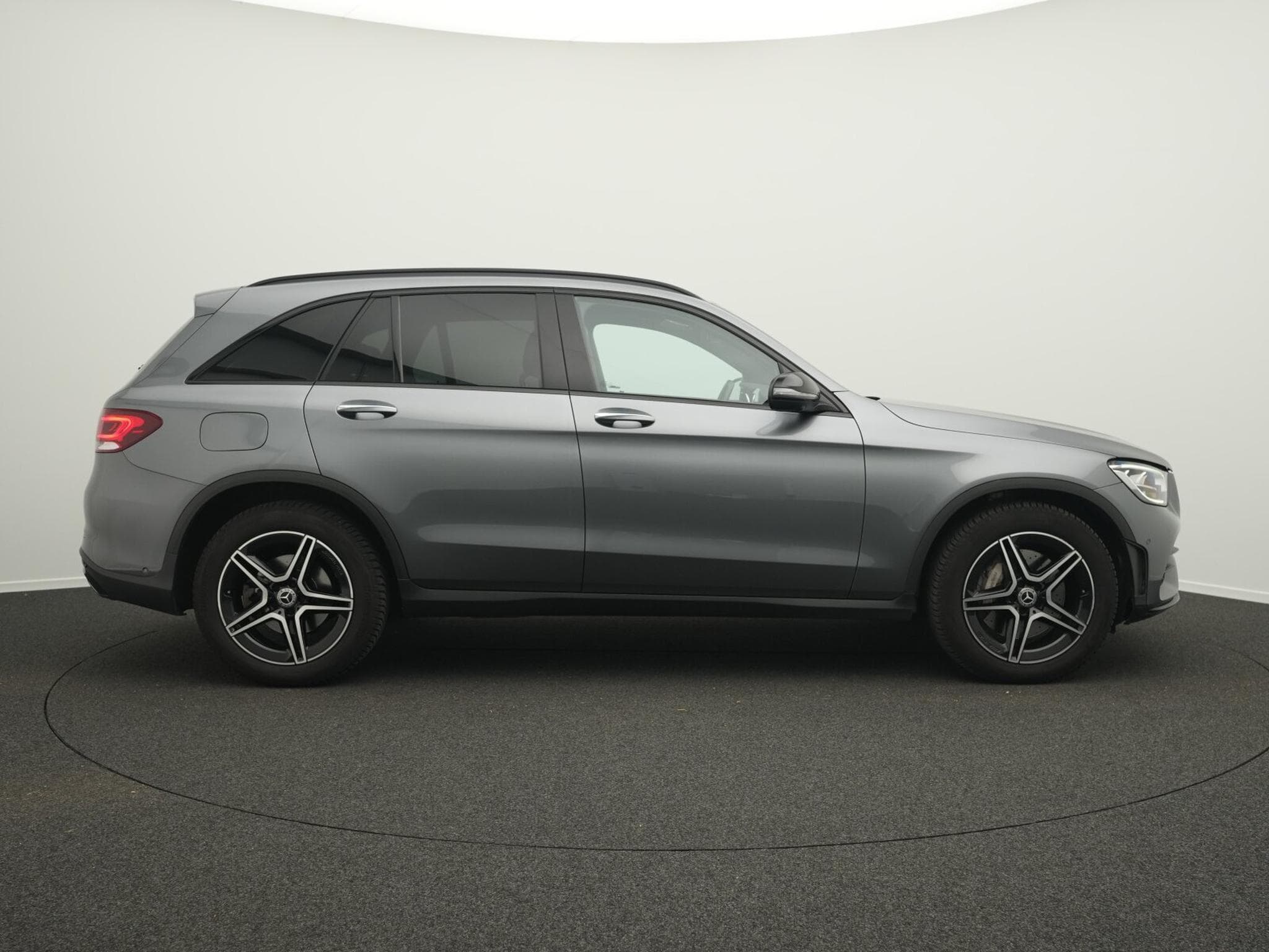 Mercedes GLC 400 d 4MATIC (2022) - Foto 5