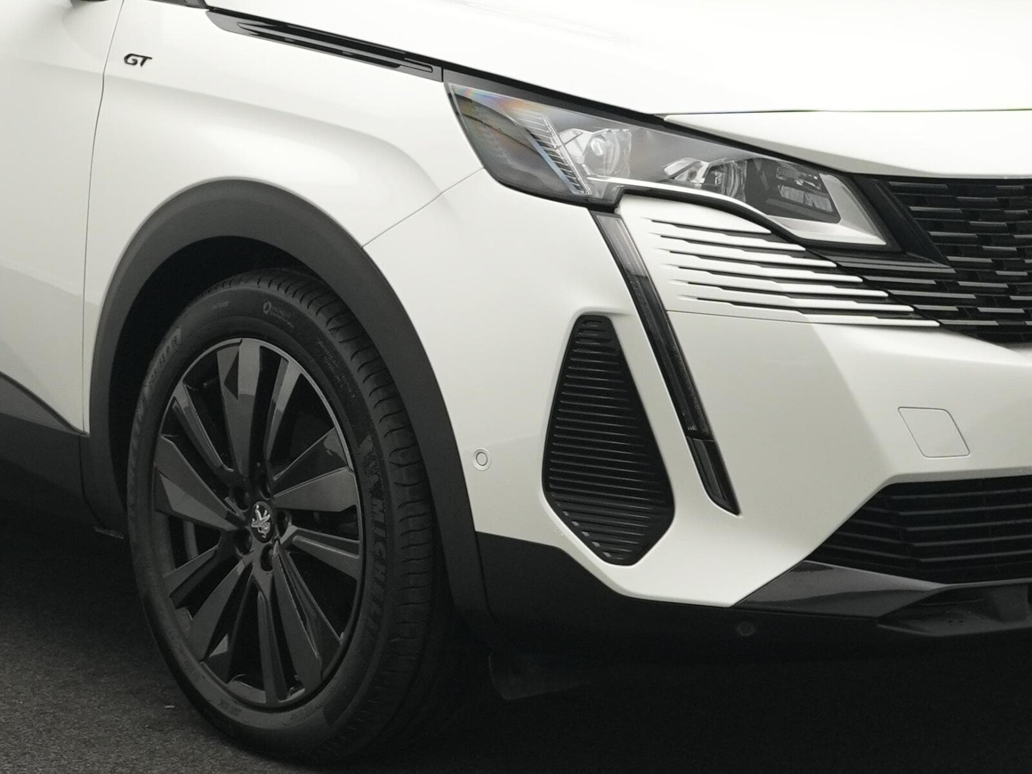Peugeot 3008 1.5 BlueHDi 130 GT (EURO 6d) (2023) - Photo 9