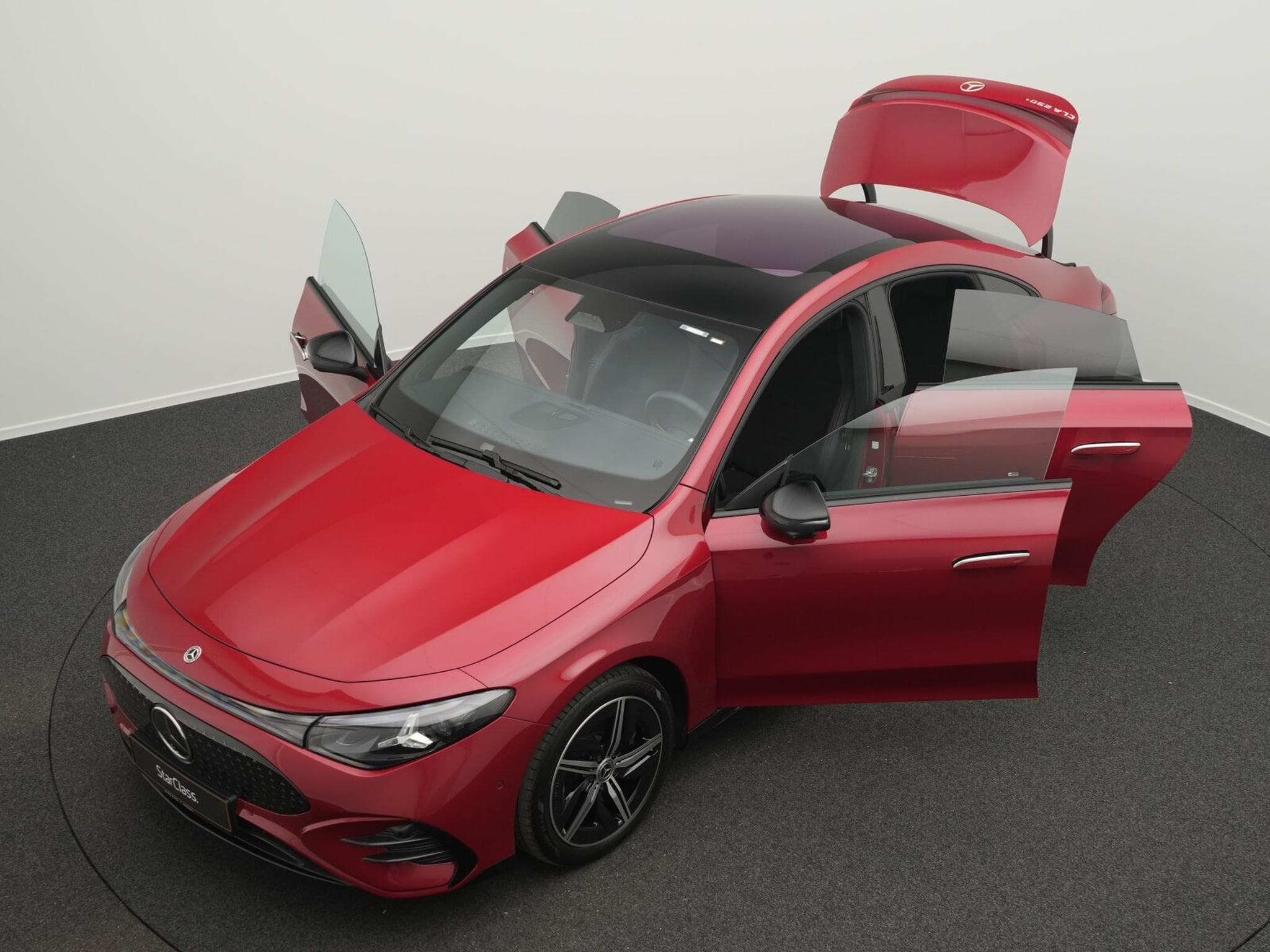 Mercedes CLA 250 + Pano+Kamera+Night+Memo+Distr (2026) - Foto 14