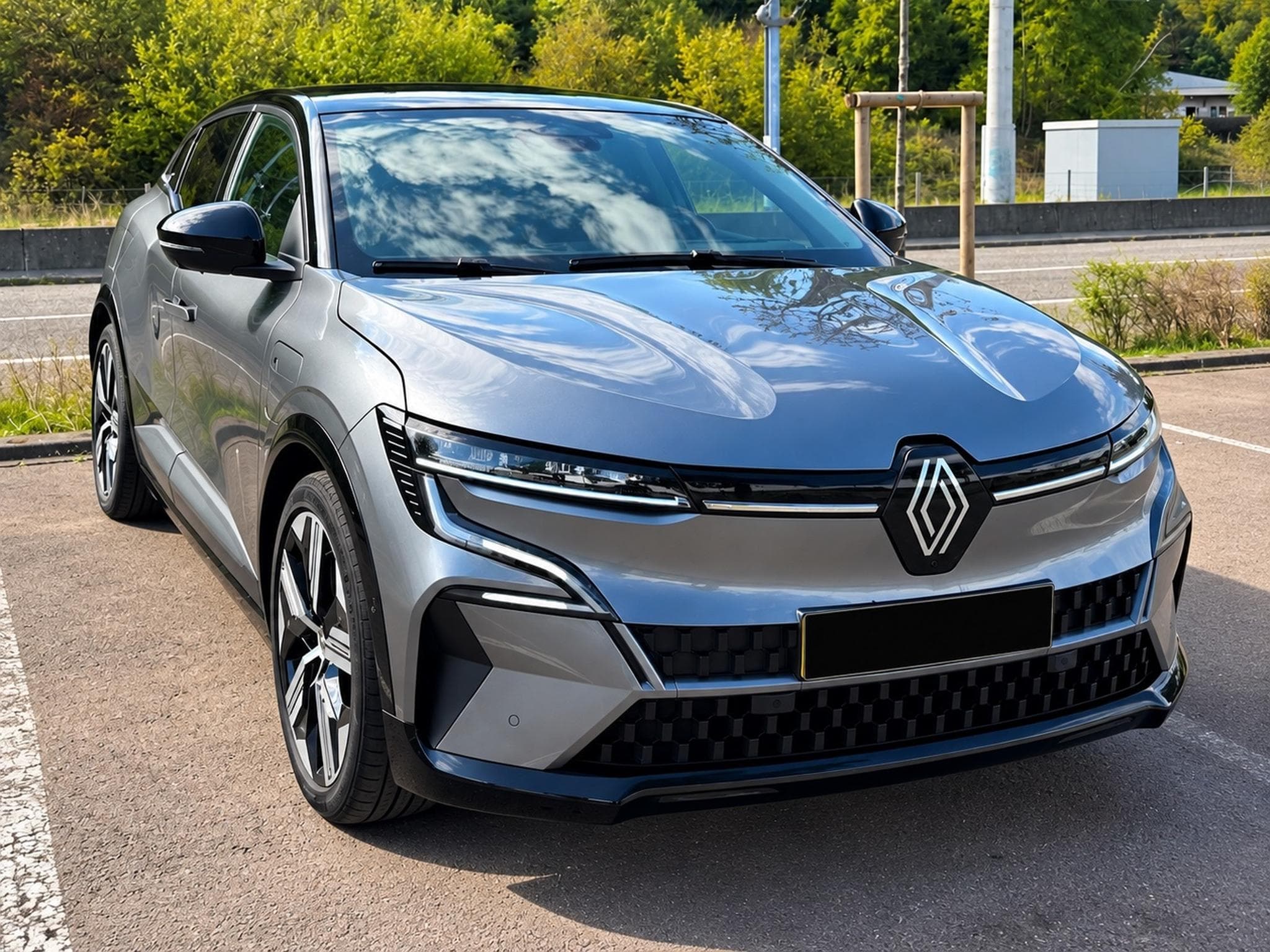 Renault Megane E-Tech Iconic 220 Optimum Charge (2023) - Photo 1