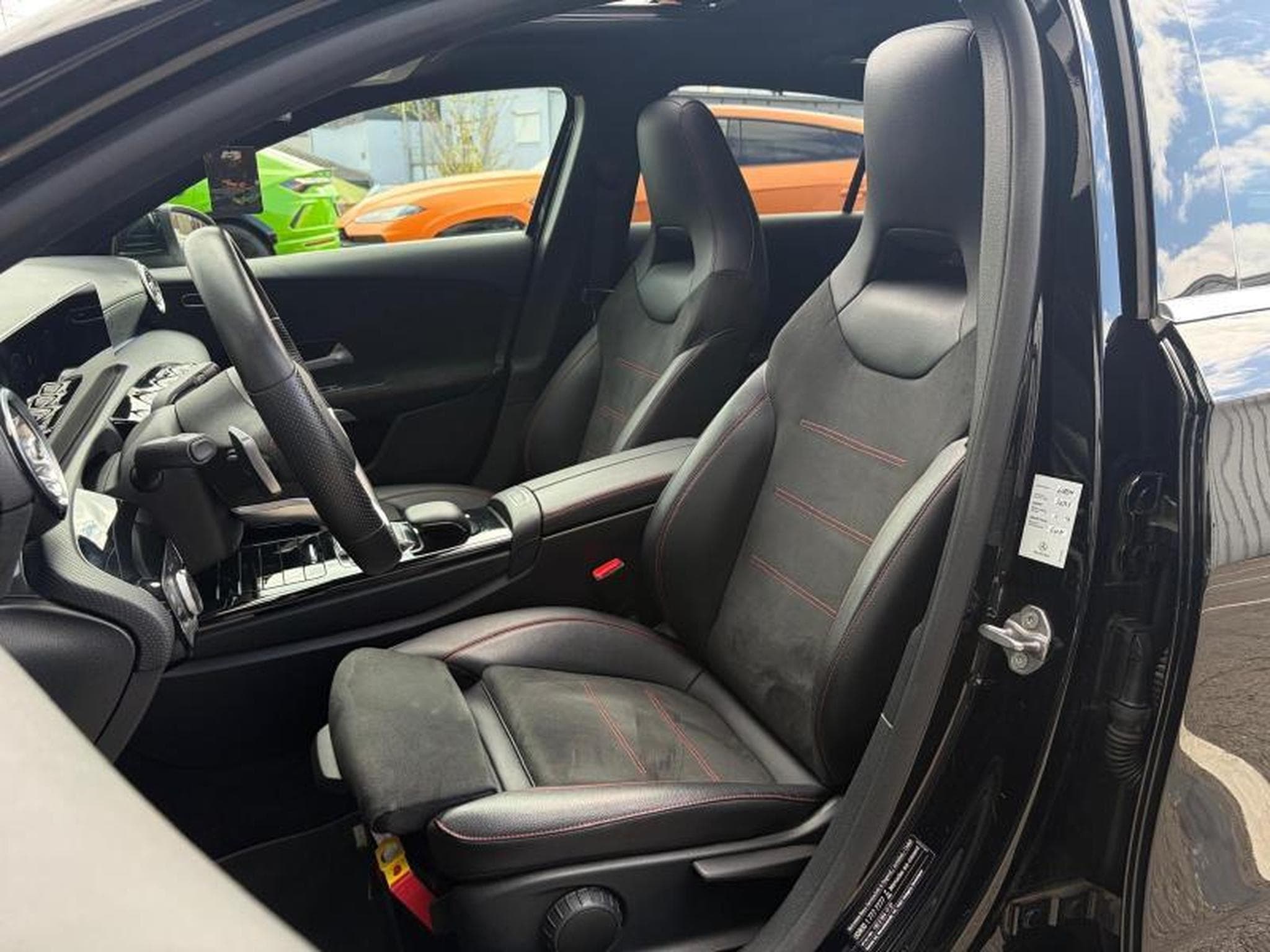 Mercedes A 180 d amg line 1.5 116ch/Toit ouvrant/Camera (2019) - Foto 8