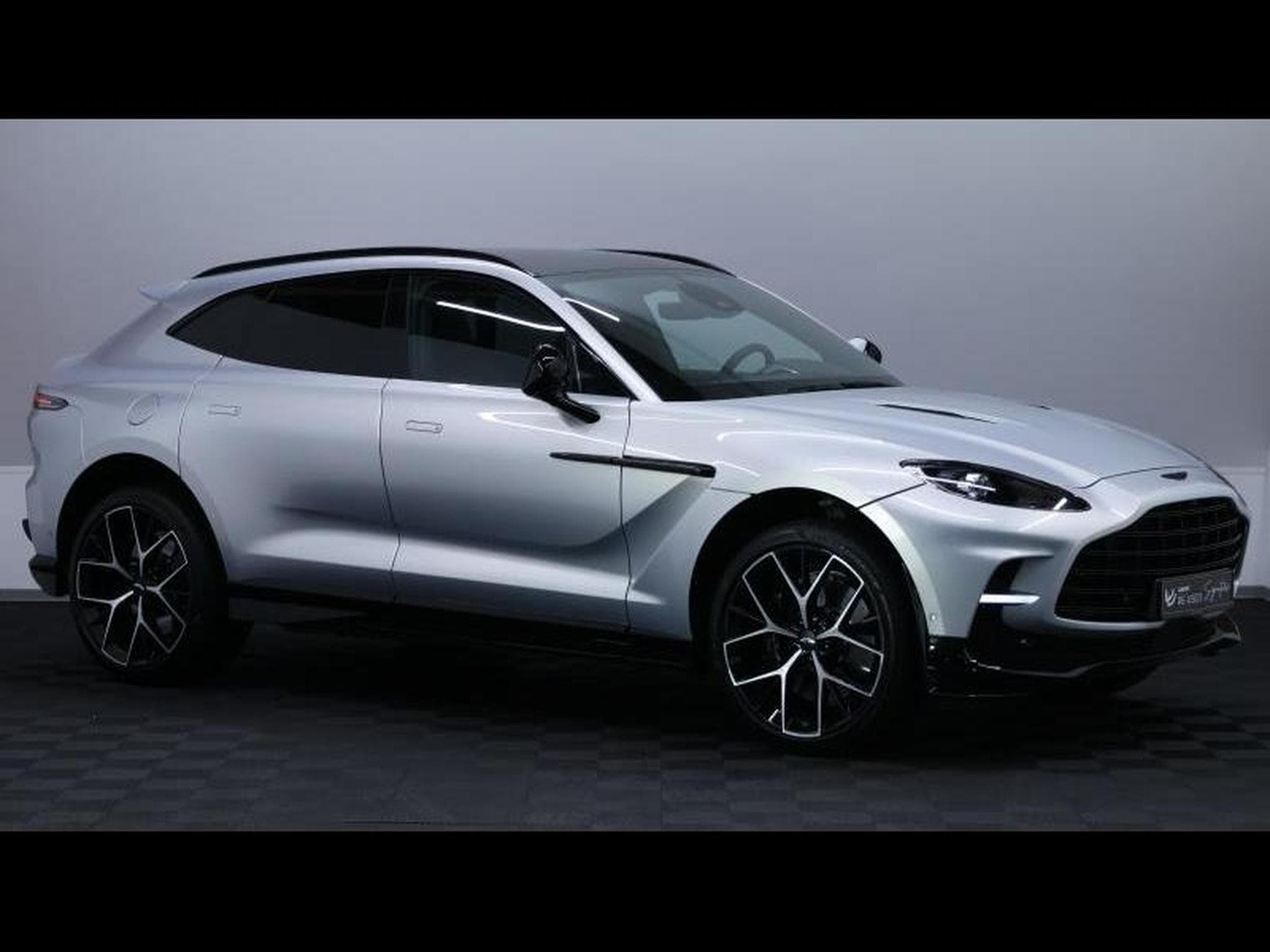 Aston-Martin DBX 707 V8 *Lightning Silver (2025) - Foto 3