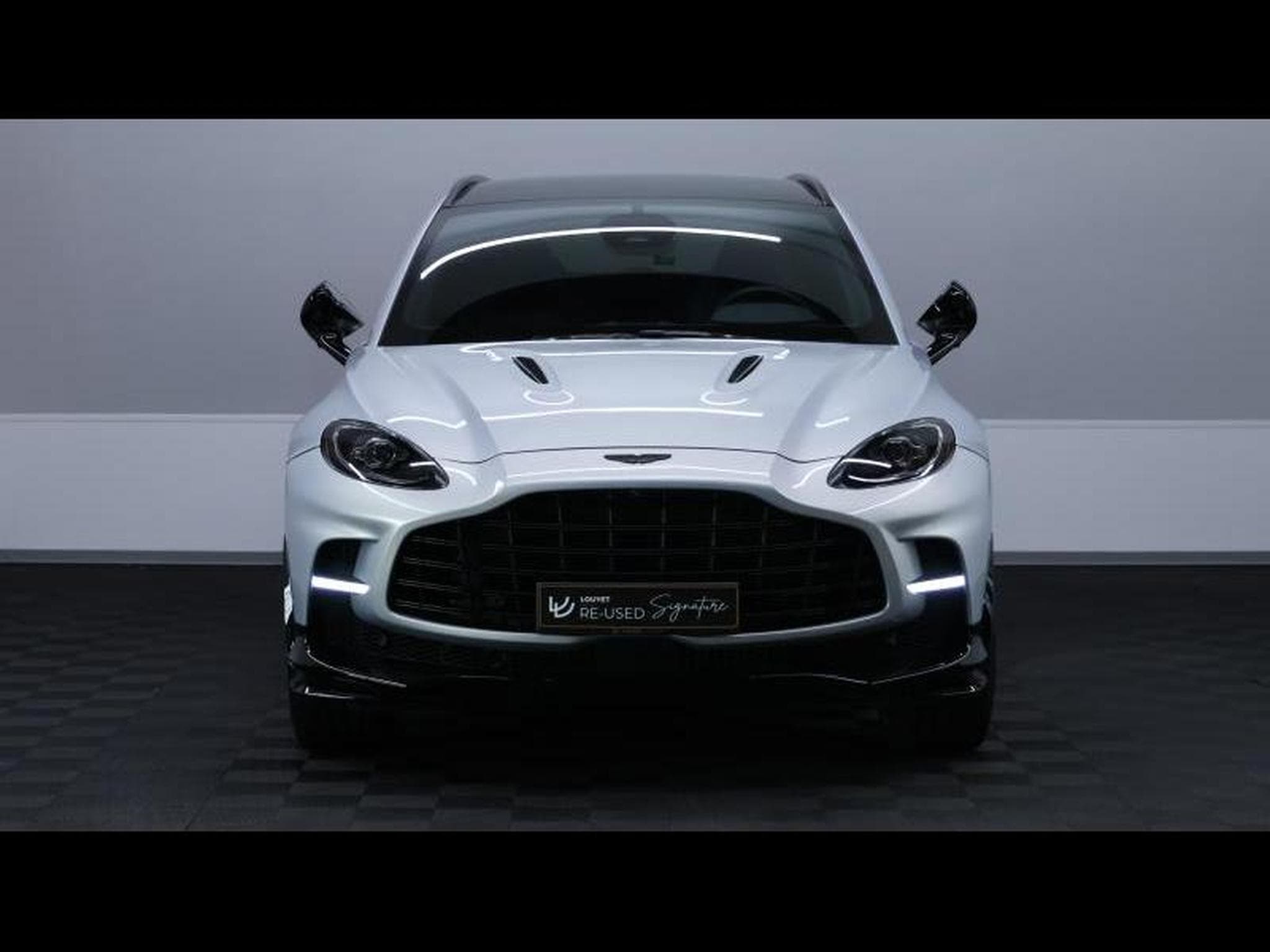 Aston-Martin DBX 707 V8 *Lightning Silver (2025) - Foto 2