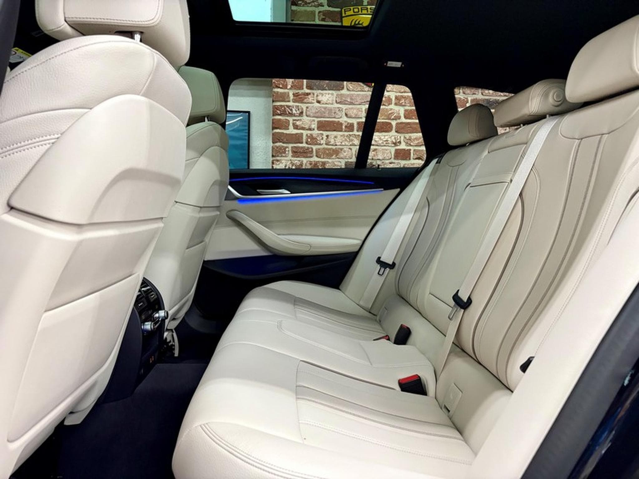 BMW 530 530iA Touring 2.0 245cv Auto M-SPORT (2023) - Photo 6