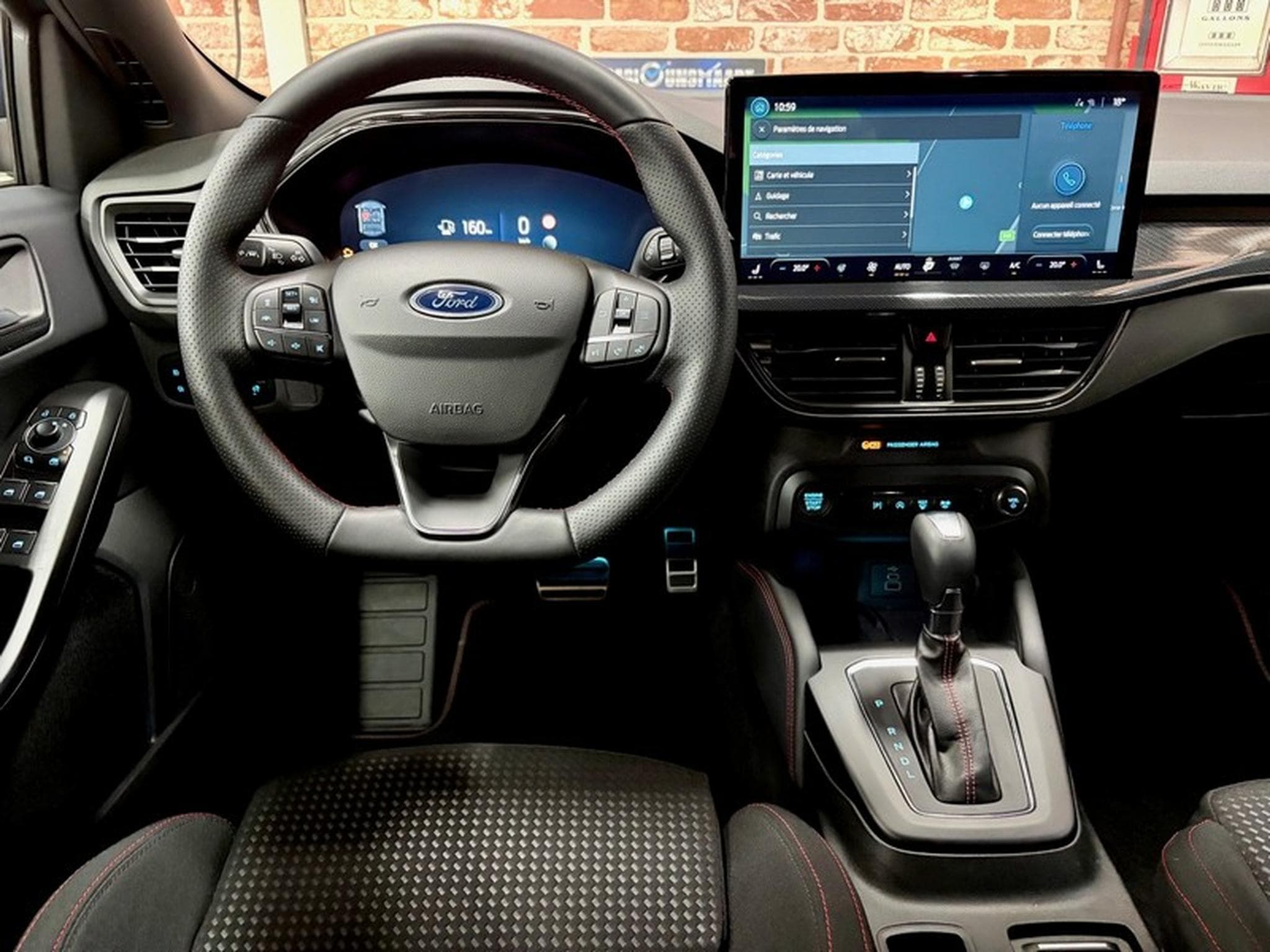 Ford Focus Focus 1.0 EcoBoost 155cv Auto ST-LINE X (2024) - Photo 4