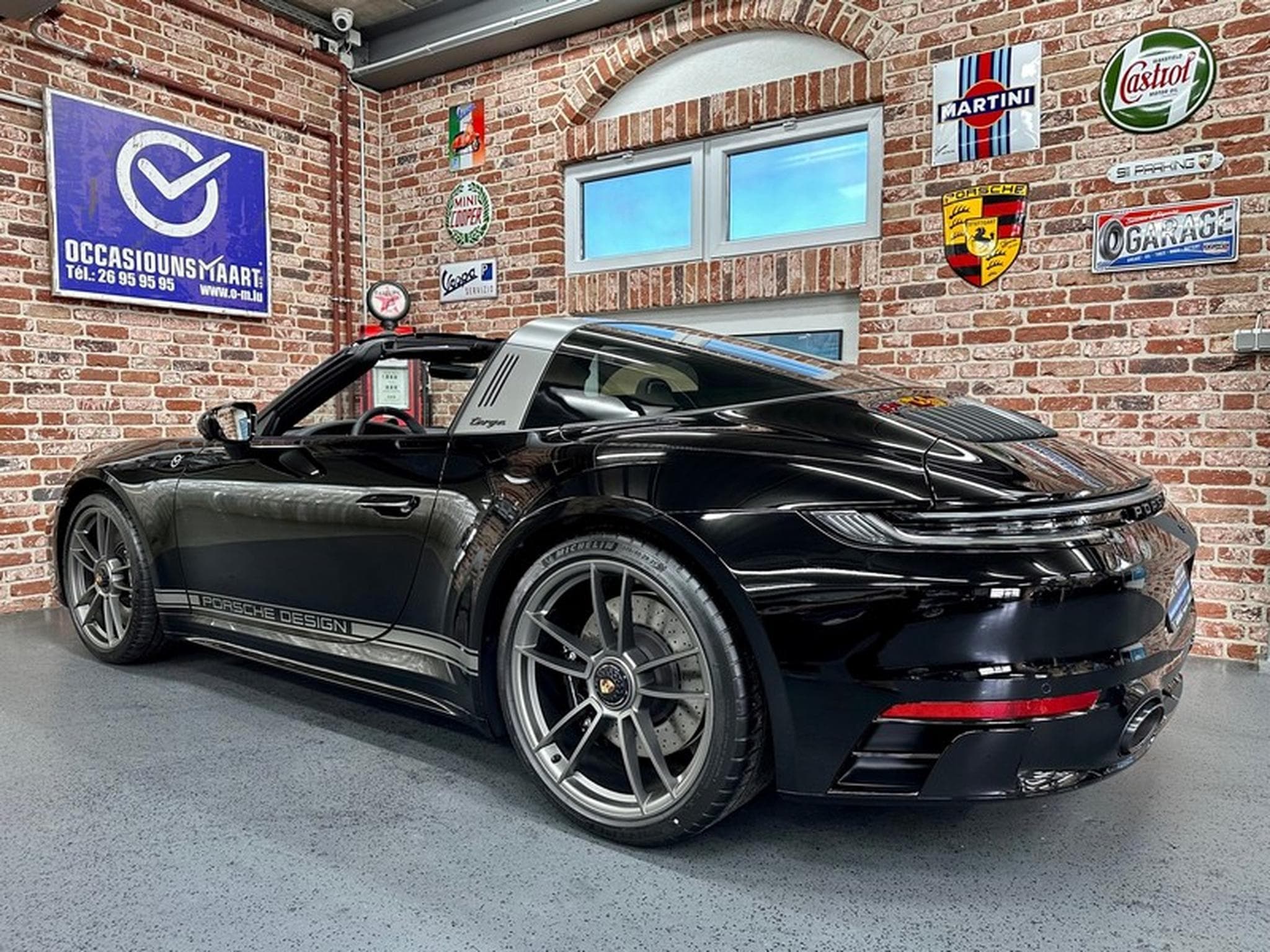 Porsche 911 992 Targa 4 GTS 3.0 480cv PDK 50 Years 171/750 (2023) - Photo 2