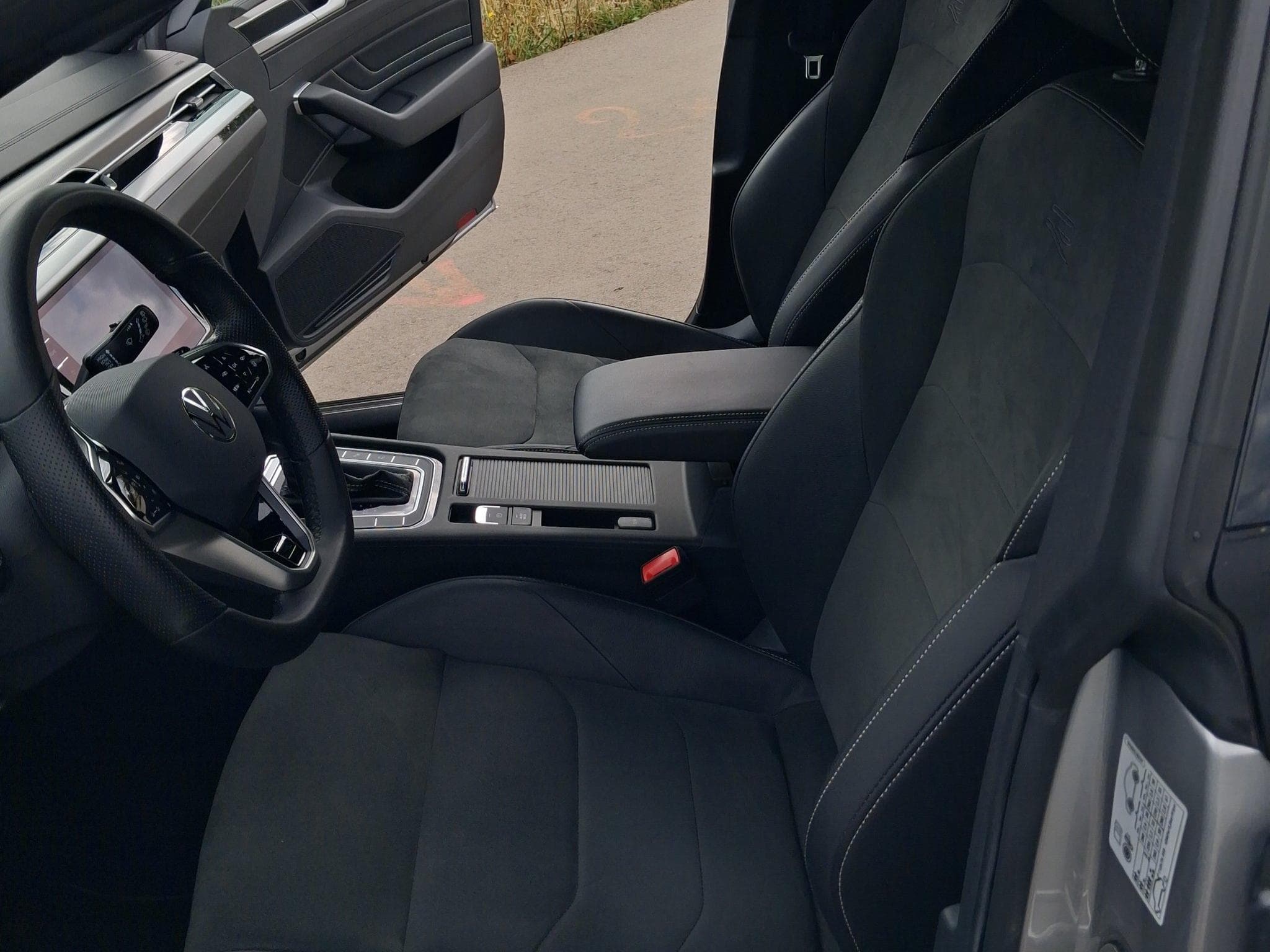 VW Arteon R-line (2024) - Foto 12