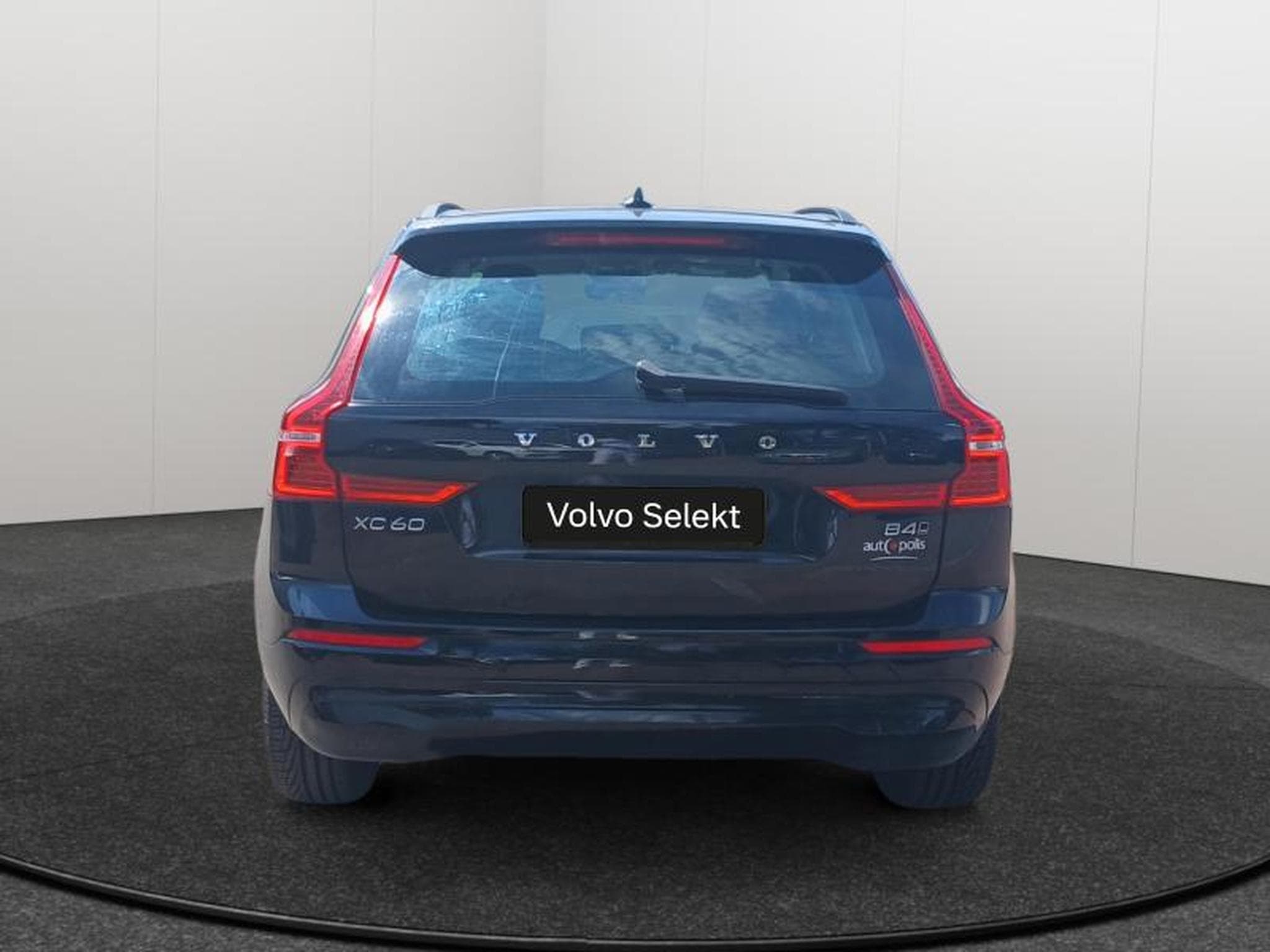 Volvo XC60 B4 AWD Core / Diesel (2022) - Foto 4
