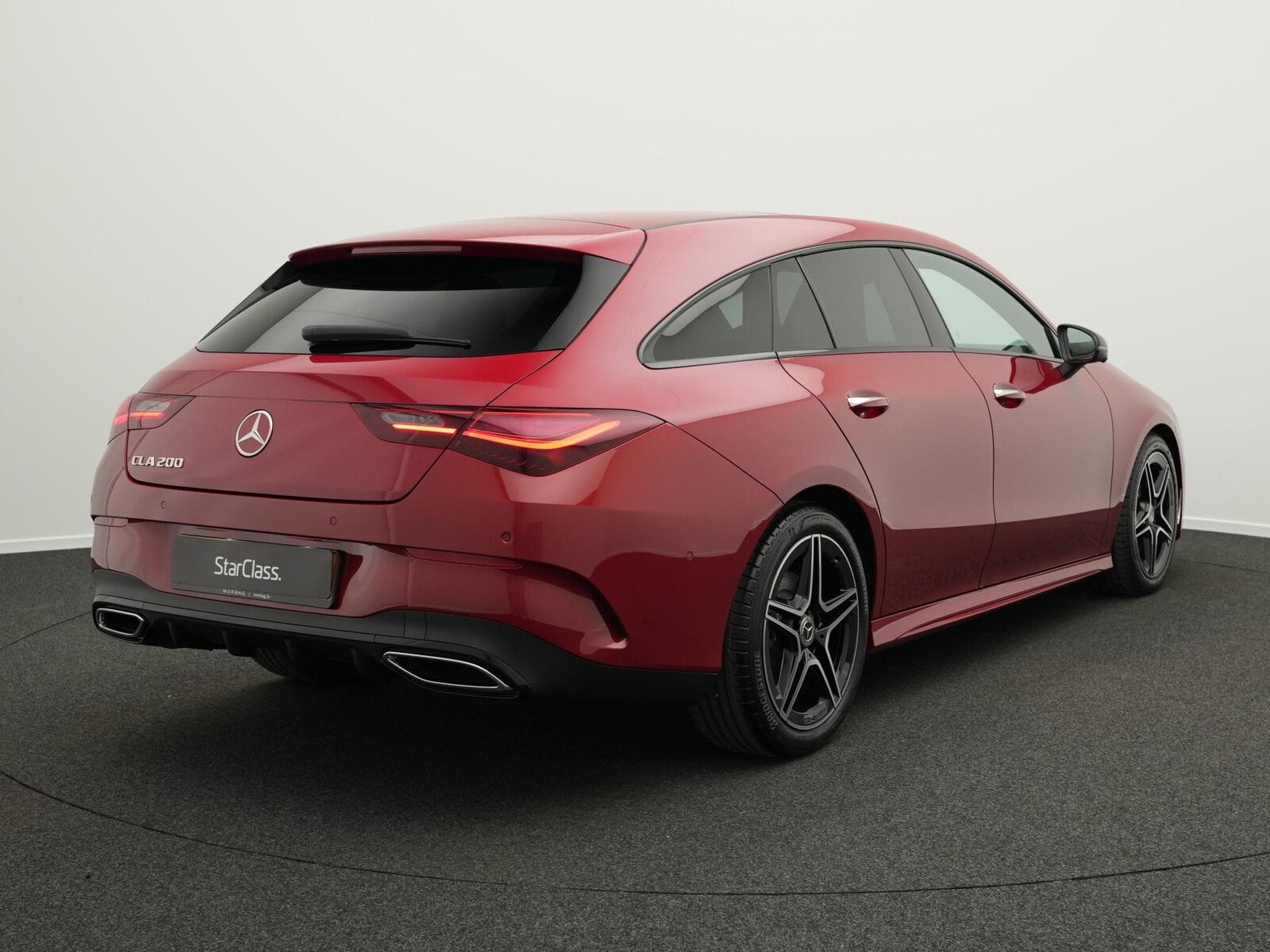 Mercedes CLA 200 AMG-Line Premium (2026) - Photo 3