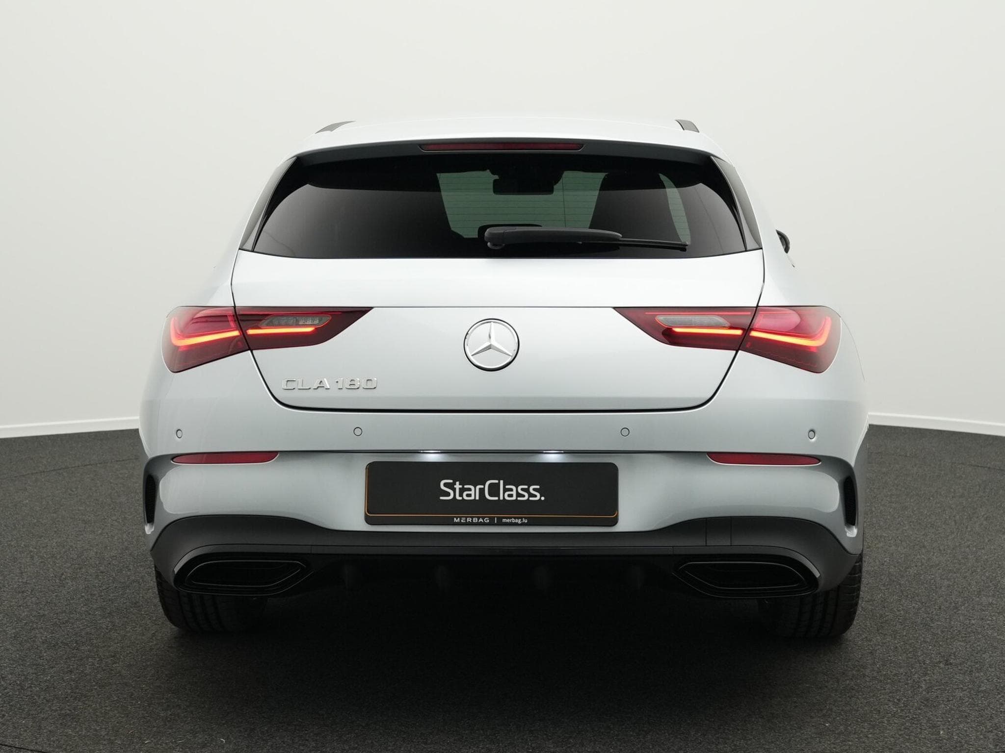 Mercedes CLA 180 AMG-Line Premium Plus (2026) - Photo 4
