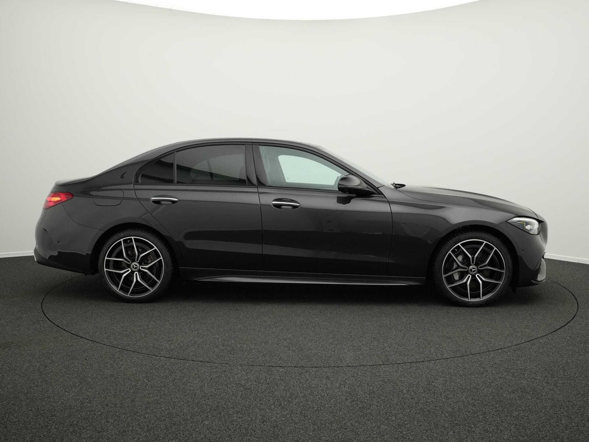 Mercedes C 200 d AMG-Line Advanced Plus (2026) - Photo 5