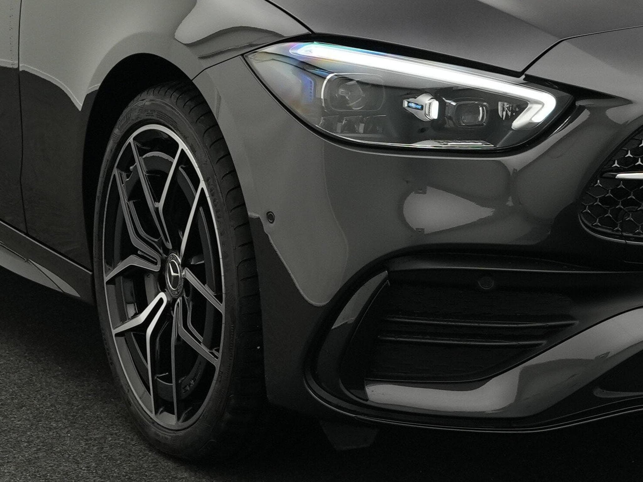 Mercedes C 200 d AMG-Line Advanced Plus (2026) - Photo 9