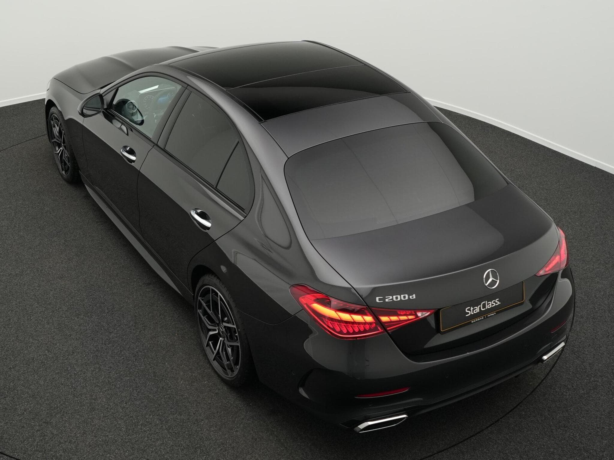 Mercedes C 200 d AMG-Line Advanced Plus (2026) - Photo 13