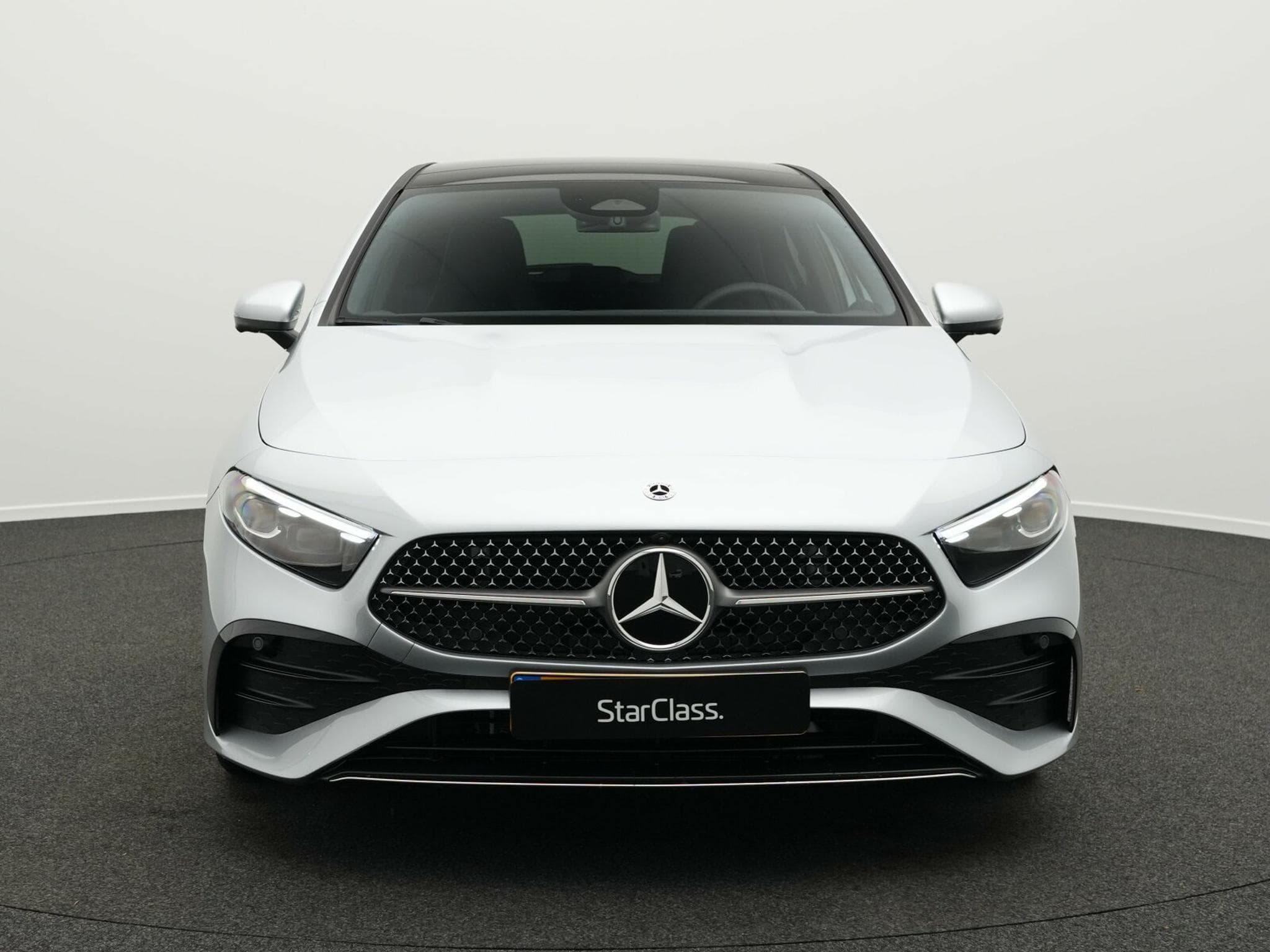 Mercedes A 180 AMG-Line (2026) - Photo 2