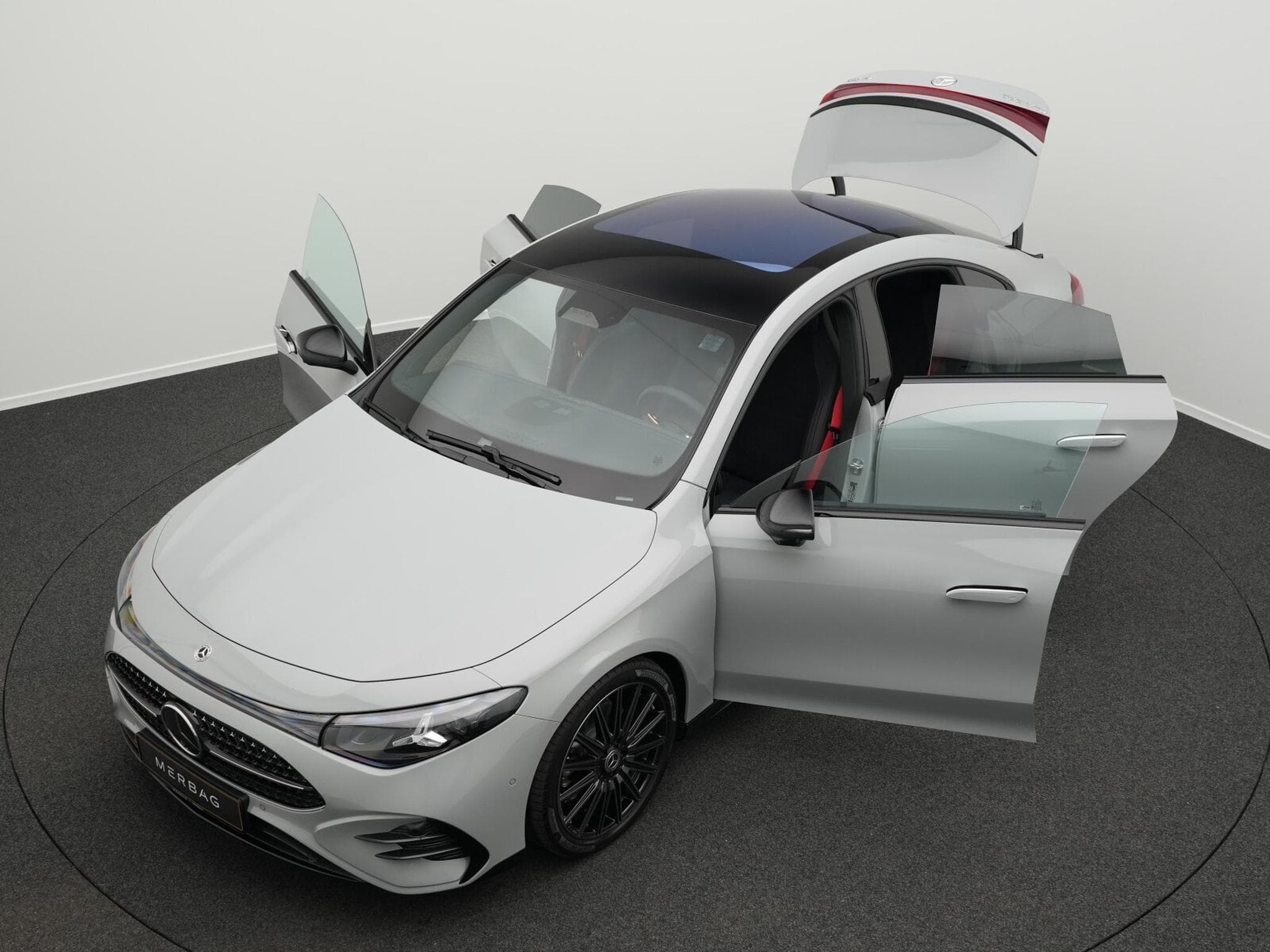 Mercedes CLA 220 4MATIC (2026) - Photo 14