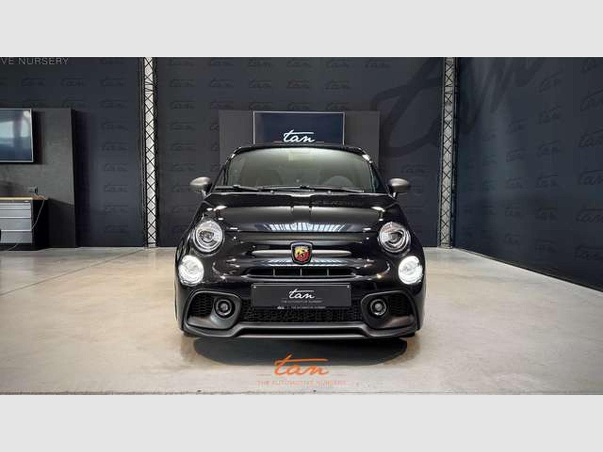 Abarth 695 695 1.4 T-Jet 75 Anniversario (EU6.4) (2024) - Foto 2