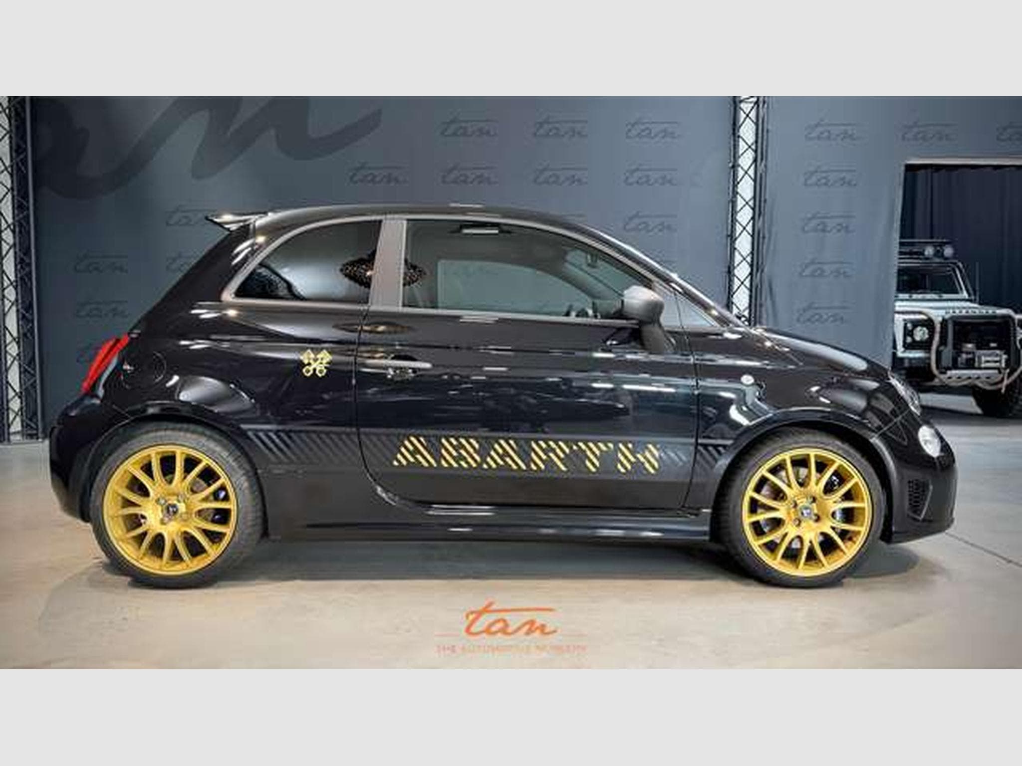 Abarth 695 695 1.4 T-Jet 75 Anniversario (EU6.4) (2024) - Foto 4