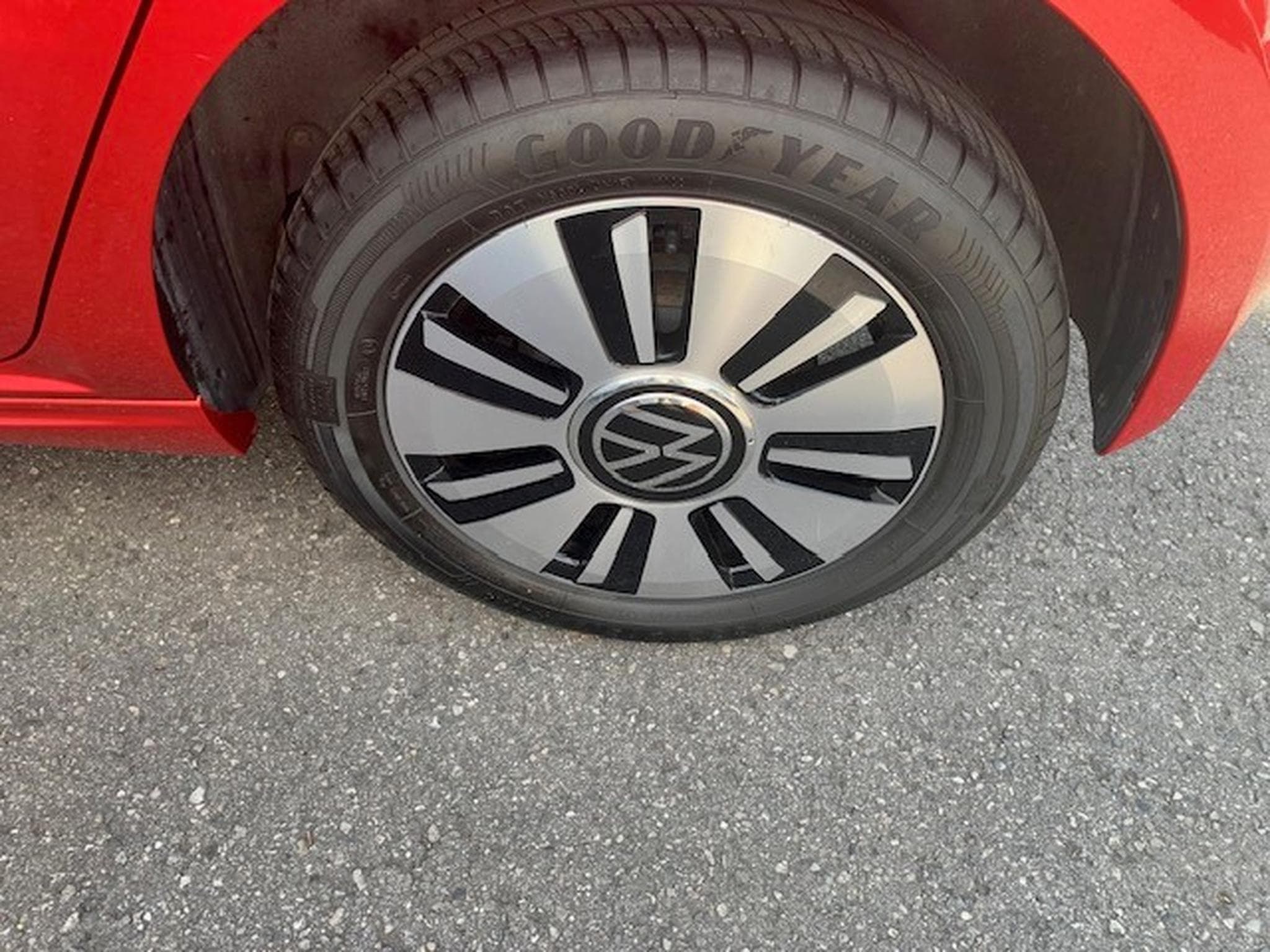 VW UP 83cv (2022) - Photo 4