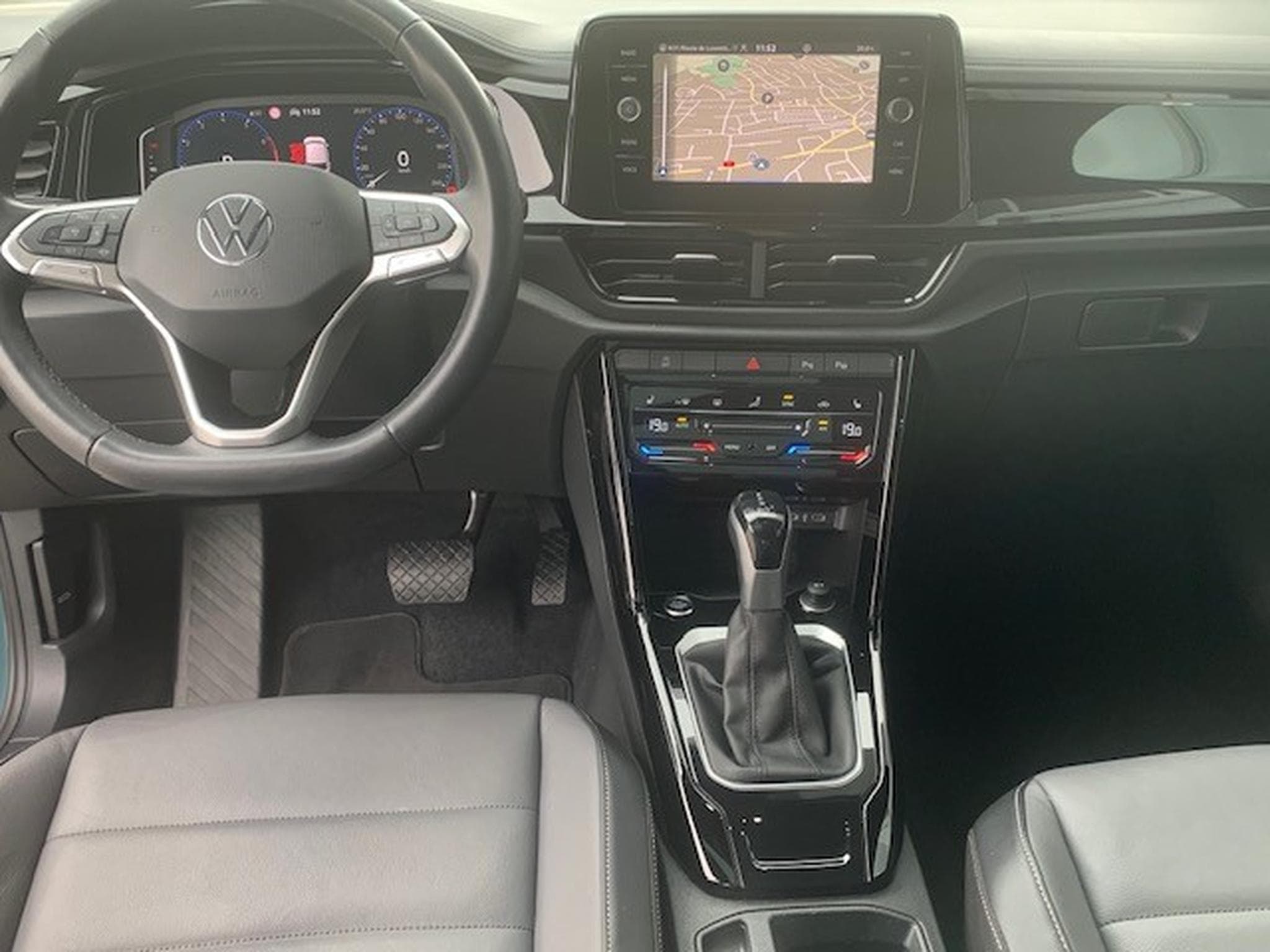 VW T-Roc BLACK STYLE 1.5TSI 150CV DSG7 (2023) - Photo 3