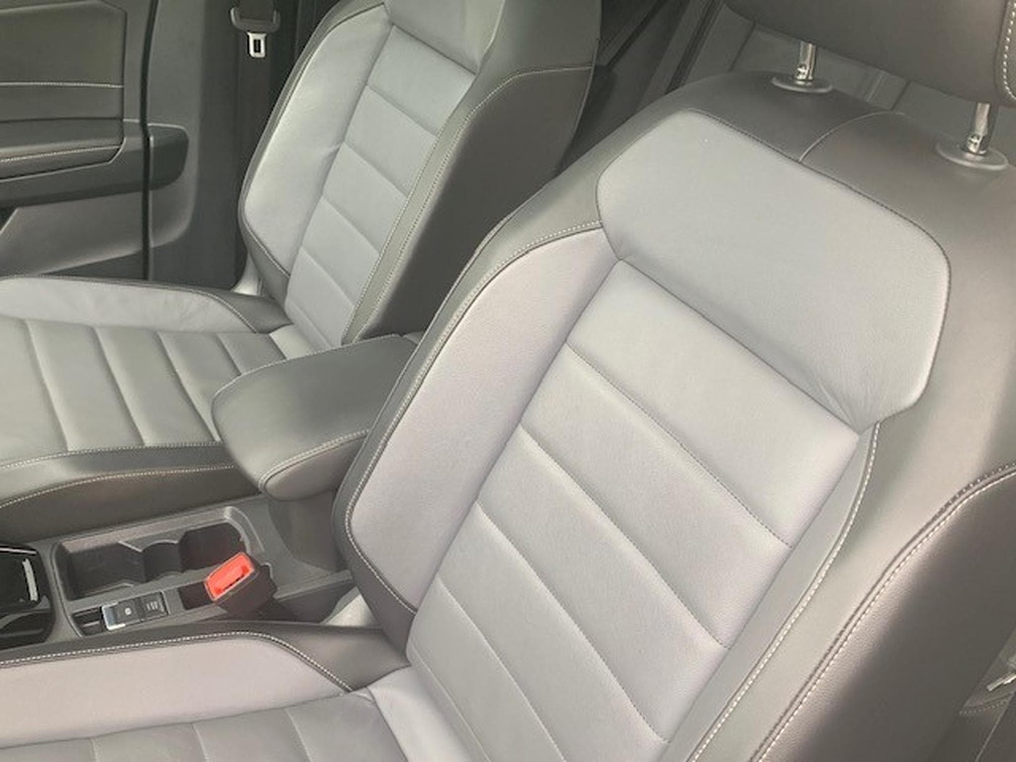 VW T-Roc BLACK STYLE 1.5TSI 150CV DSG7 (2023) - Photo 2