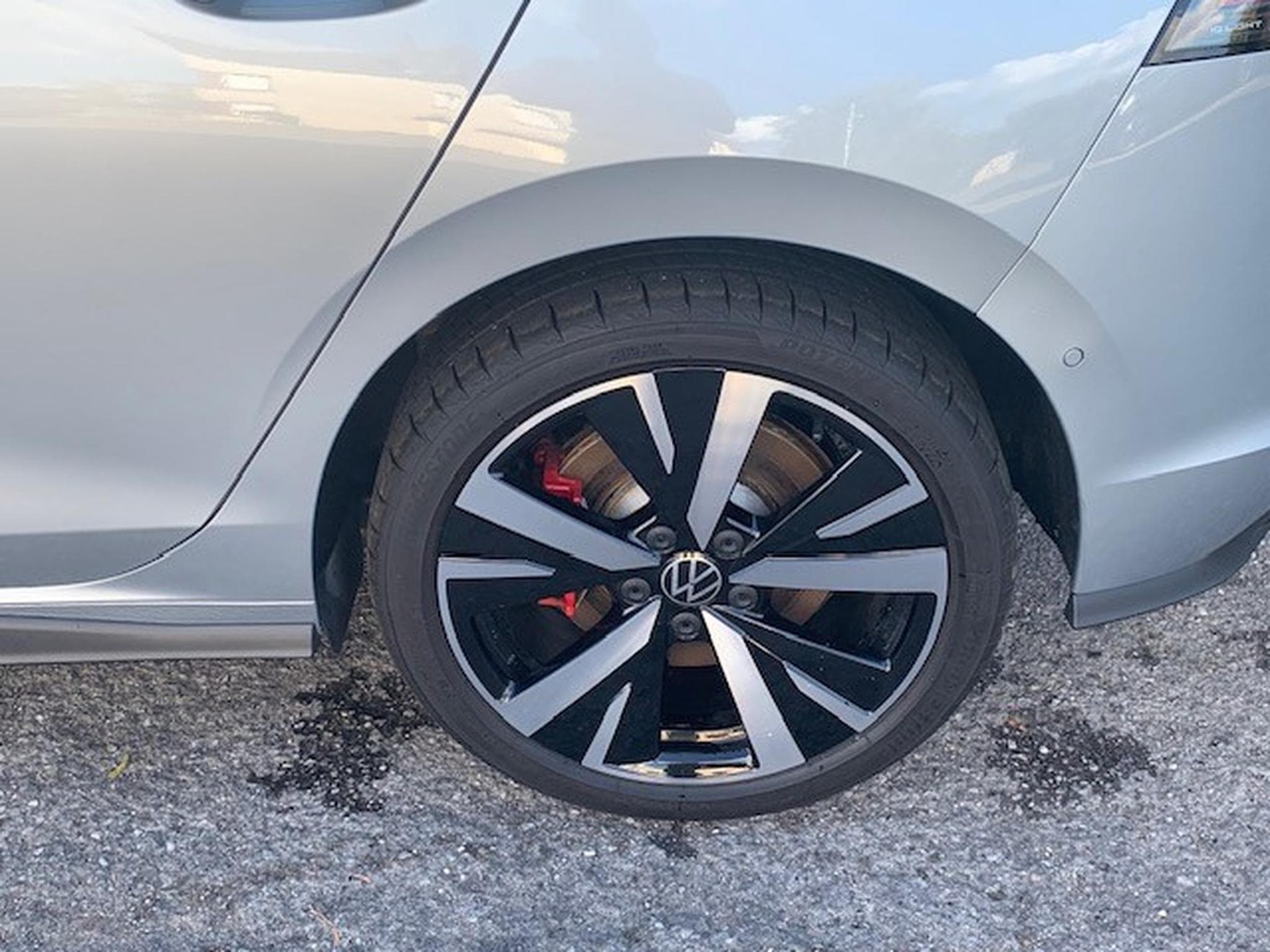 VW Golf GTE BLACK STYLE 1.5eHybrid 177CV DSG6 (2025) - Photo 4