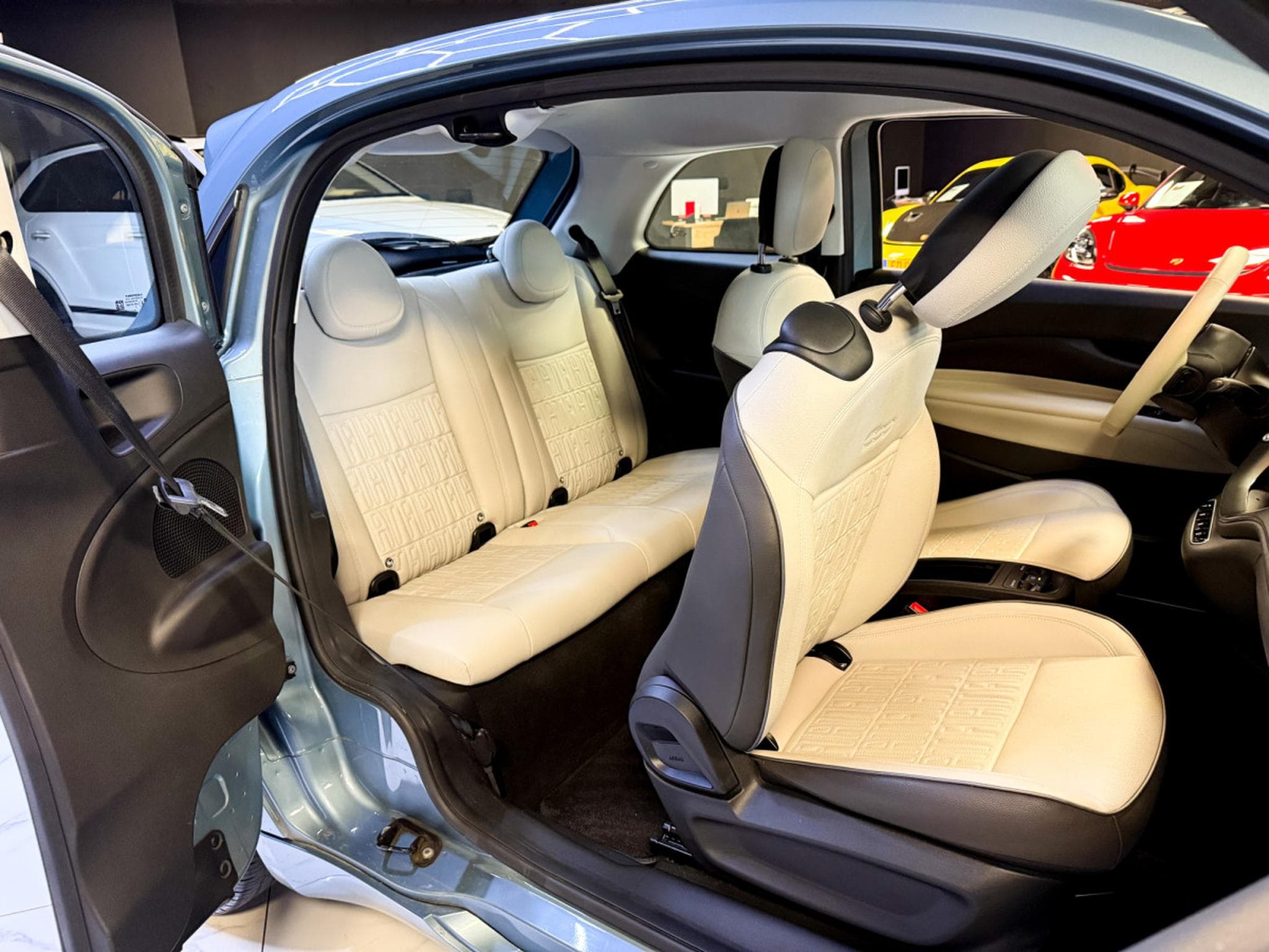 Fiat 500 La Prima  3+1 ACC / CO-Driver 42 kWh (2022) - Foto 10