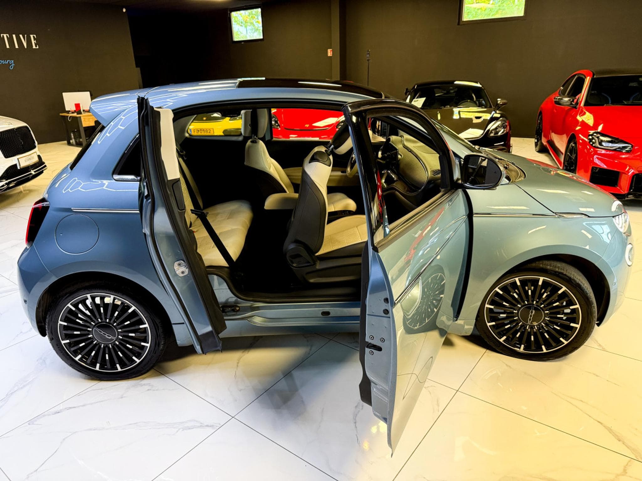 Fiat 500 La Prima  3+1 ACC / CO-Driver 42 kWh (2022) - Foto 15