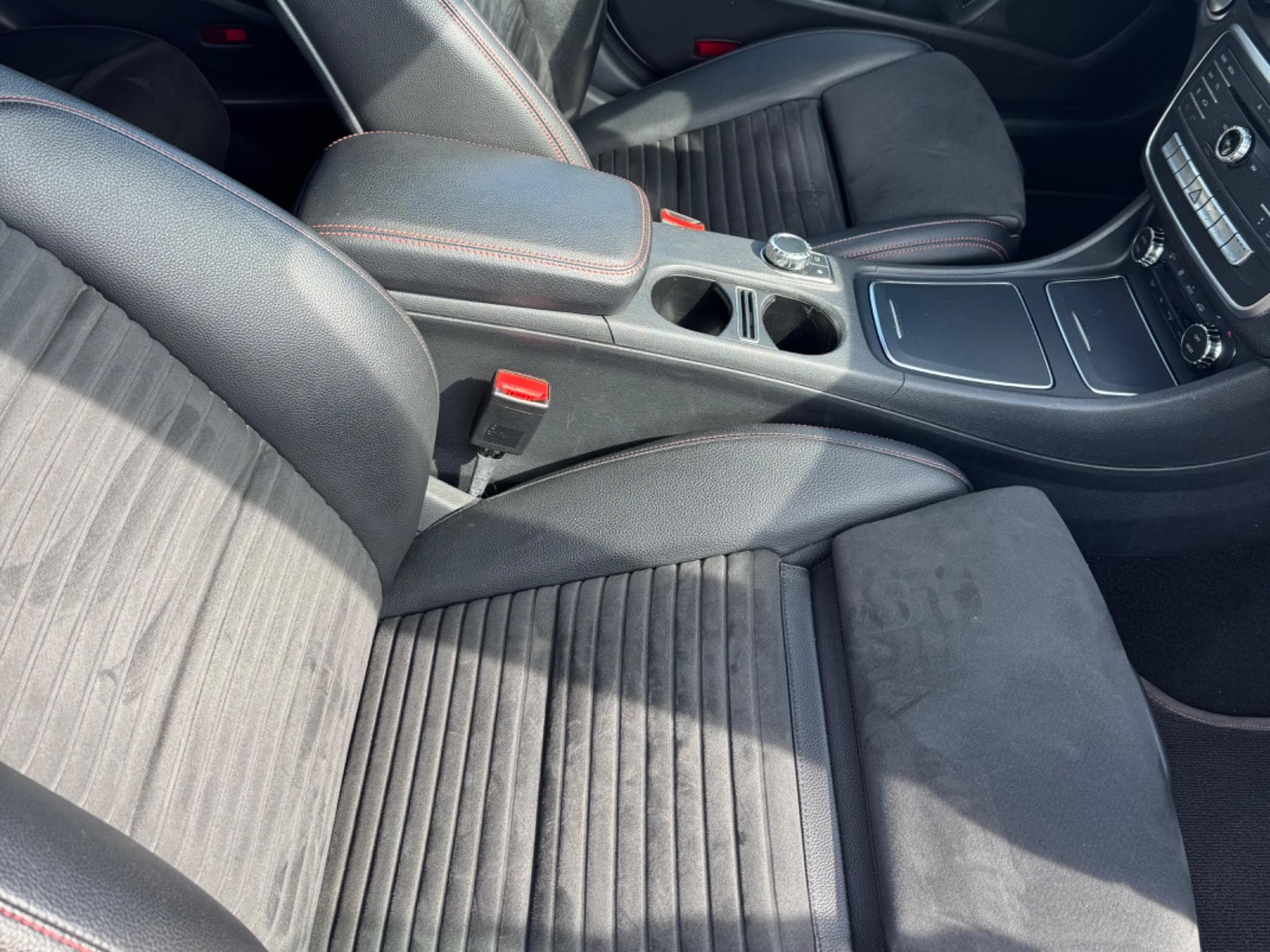 Mercedes CLA 250 Sport (2018) - Photo 8