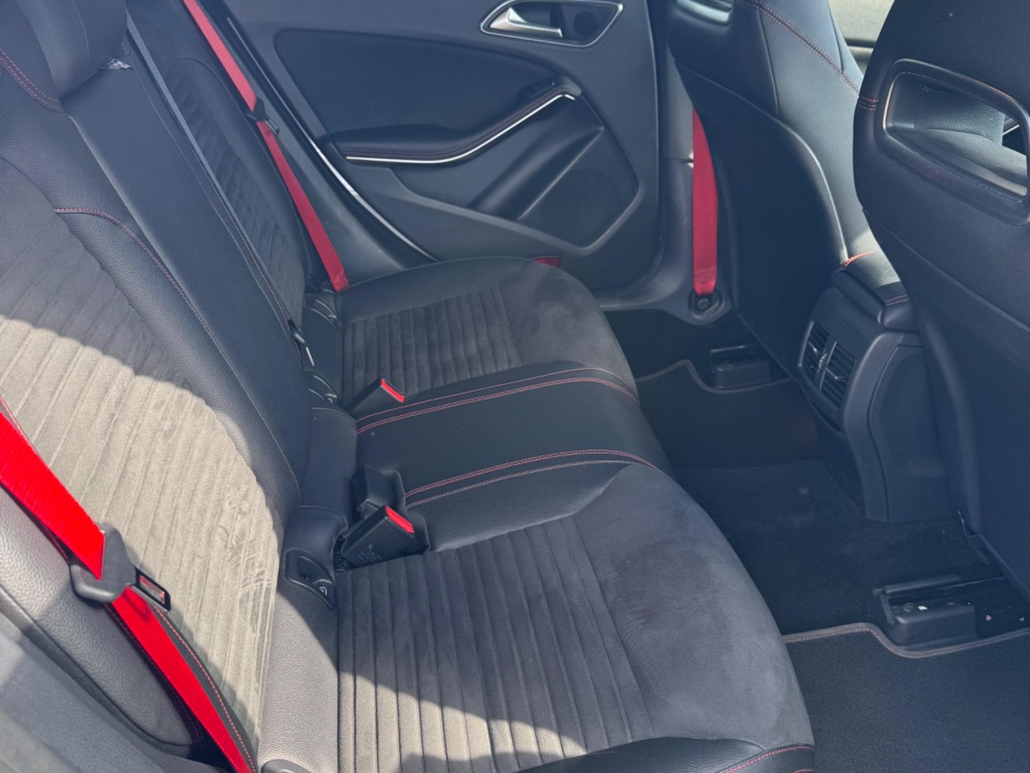 Mercedes CLA 250 Sport (2018) - Photo 9