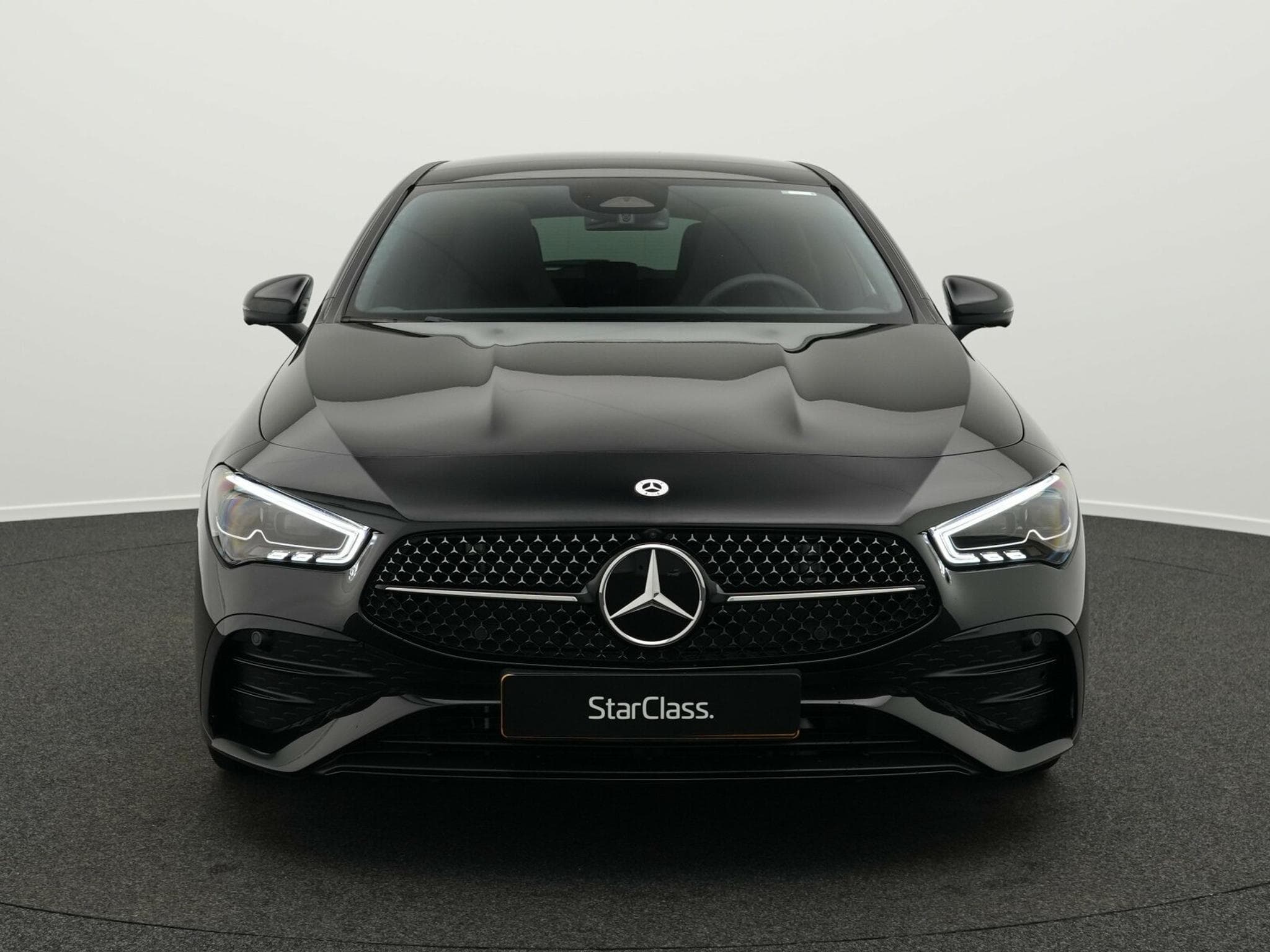 Mercedes CLA 180 AMG-Line Premium Plus (2026) - Photo 2