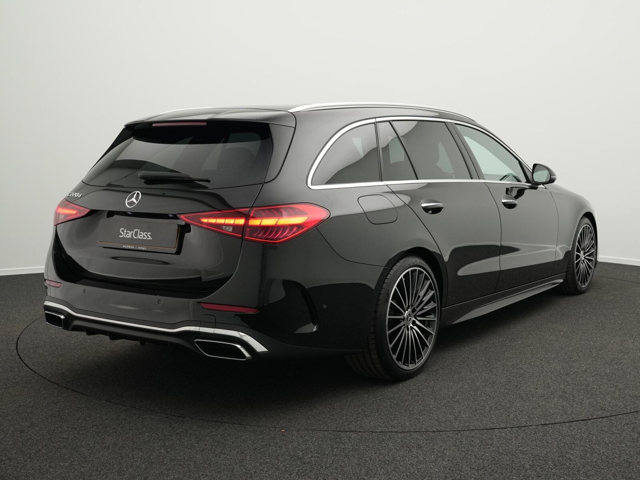 Mercedes C 220 d T-Modell AMG-Line (2026) - Photo 3