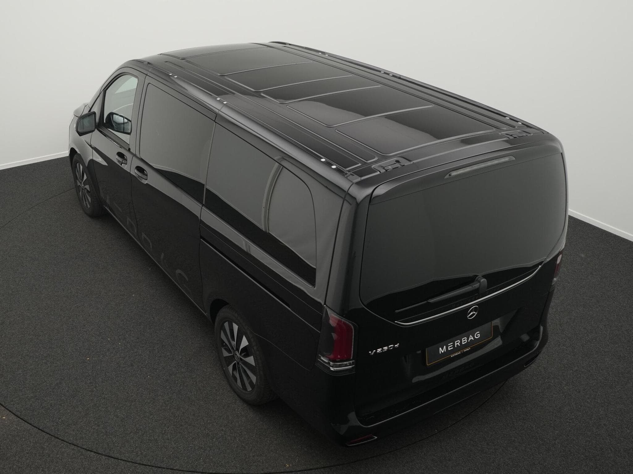 Mercedes V d STYLE Lang (2026) - Photo 11