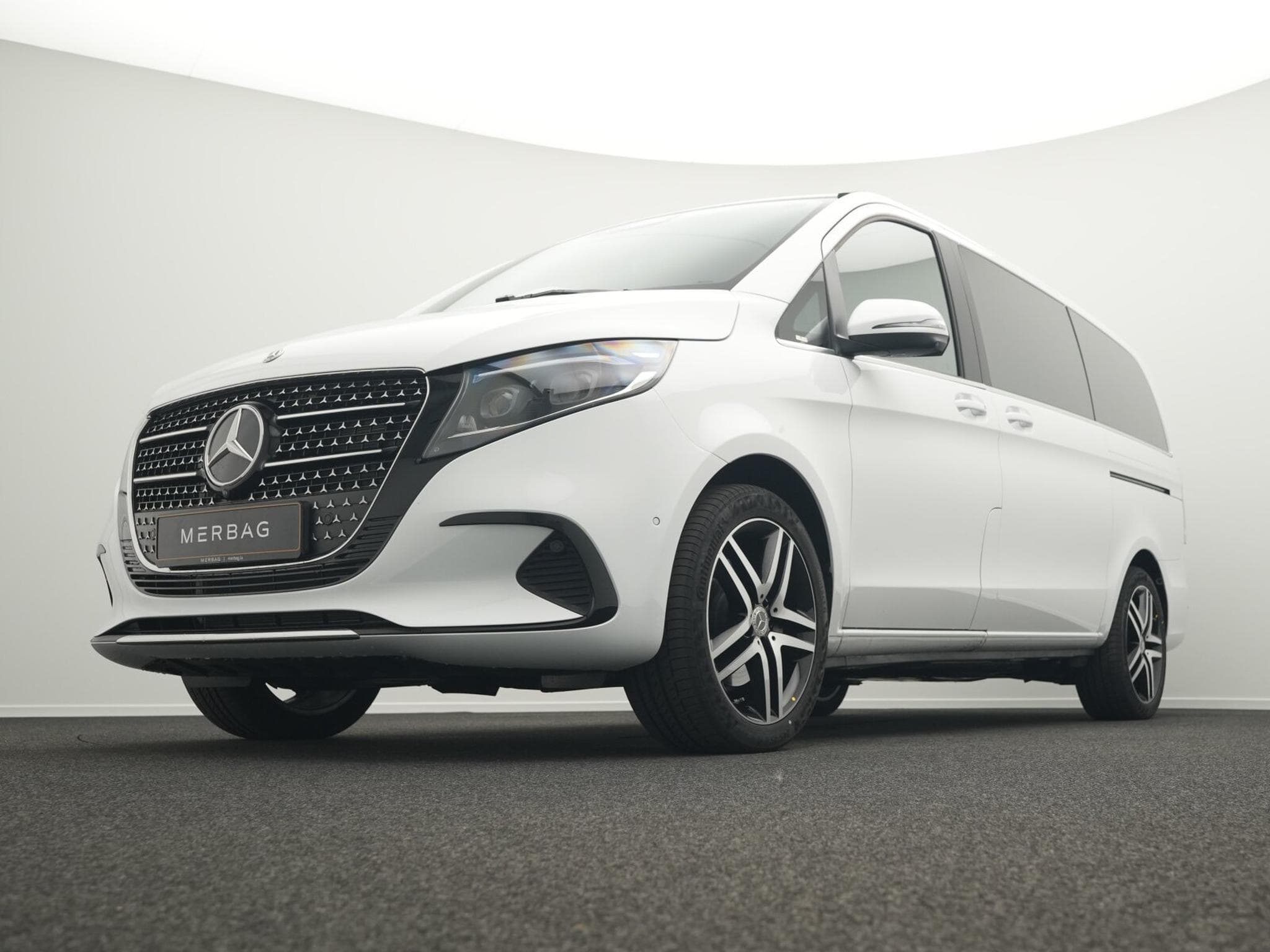 Mercedes V d 4MATIC AVANTGARDE Lang (2026) - Photo 8