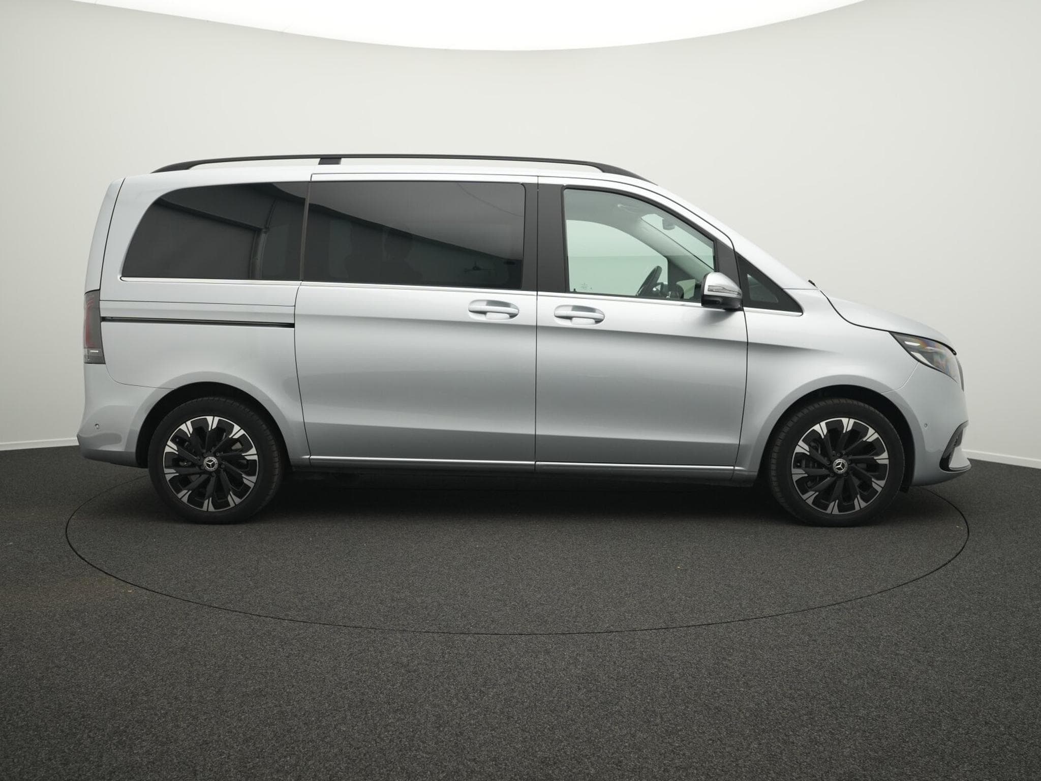 Mercedes V d AVANTGARDE Kompakt (2026) - Photo 5