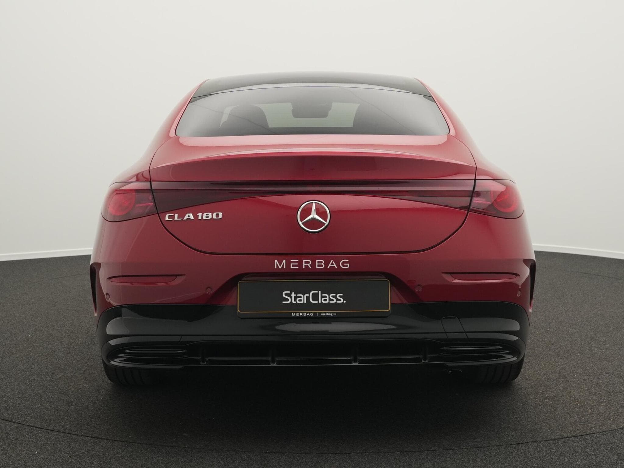 Mercedes CLA 180 AMG-Line (2026) - Photo 4