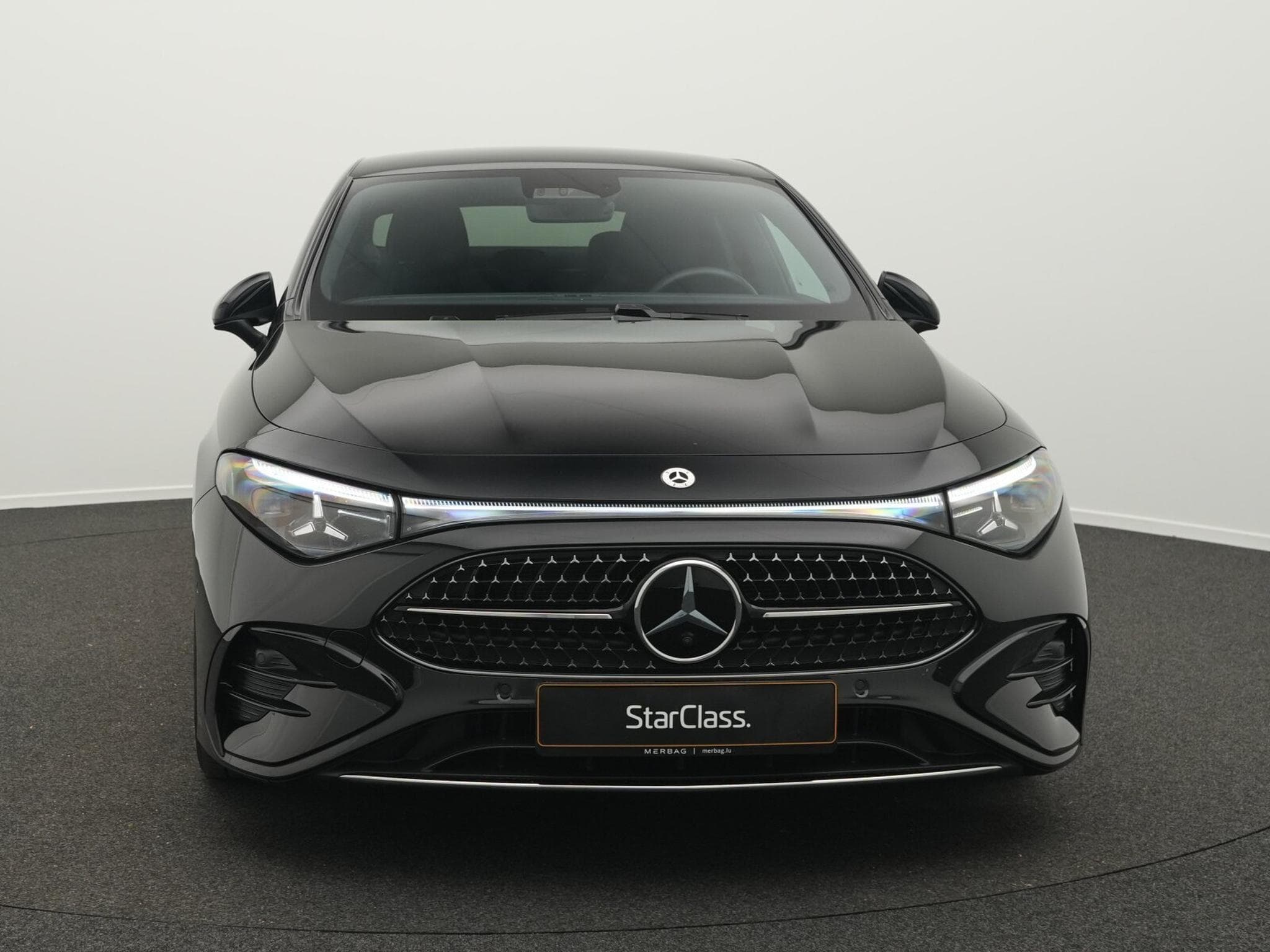 Mercedes CLA 180 AMG-Line (2026) - Photo 2