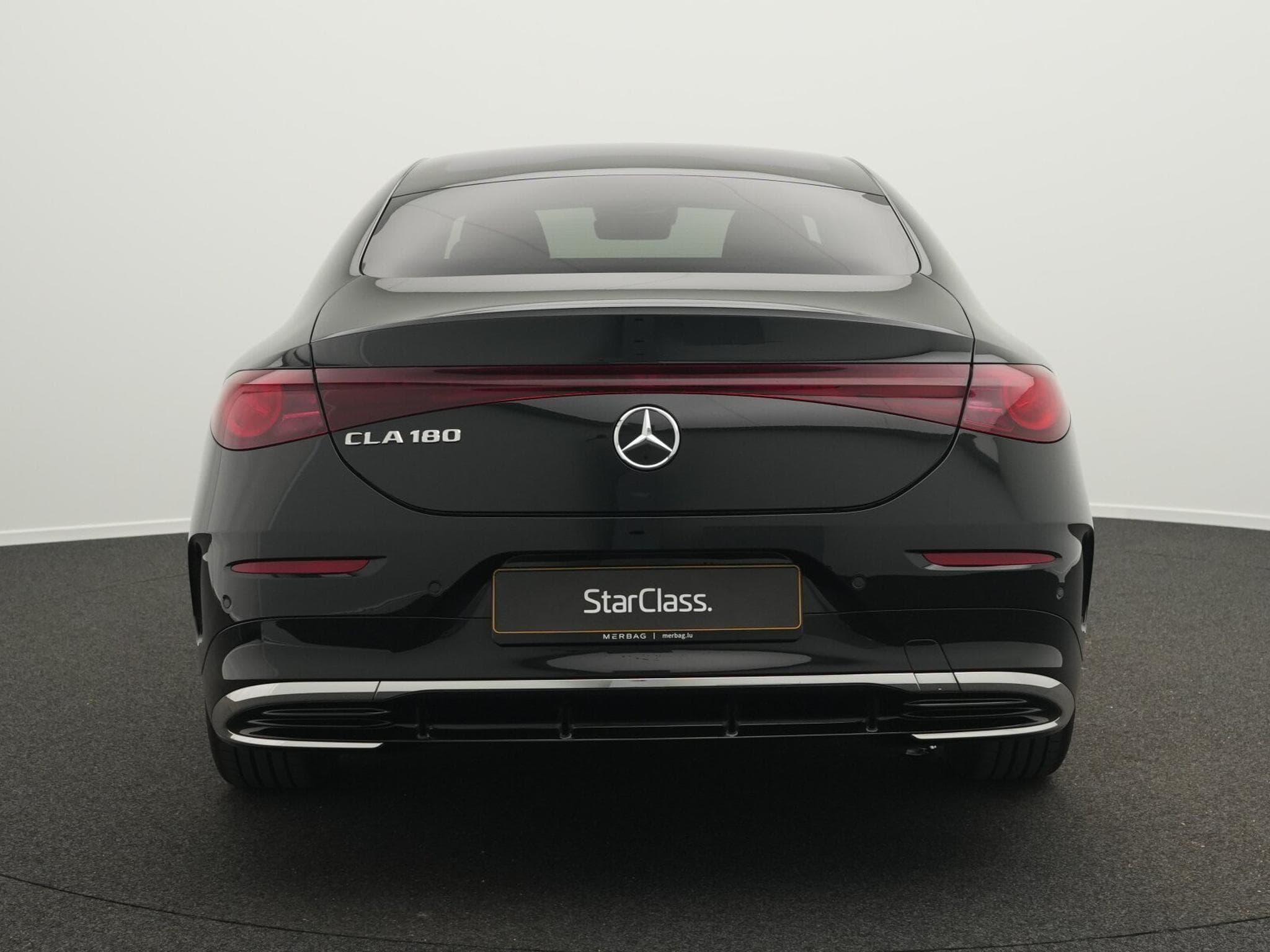 Mercedes CLA 180 AMG-Line (2026) - Photo 4