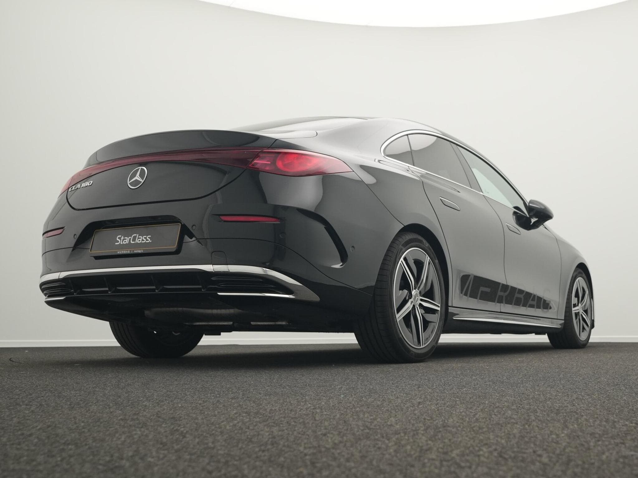 Mercedes CLA 180 AMG-Line (2026) - Photo 11