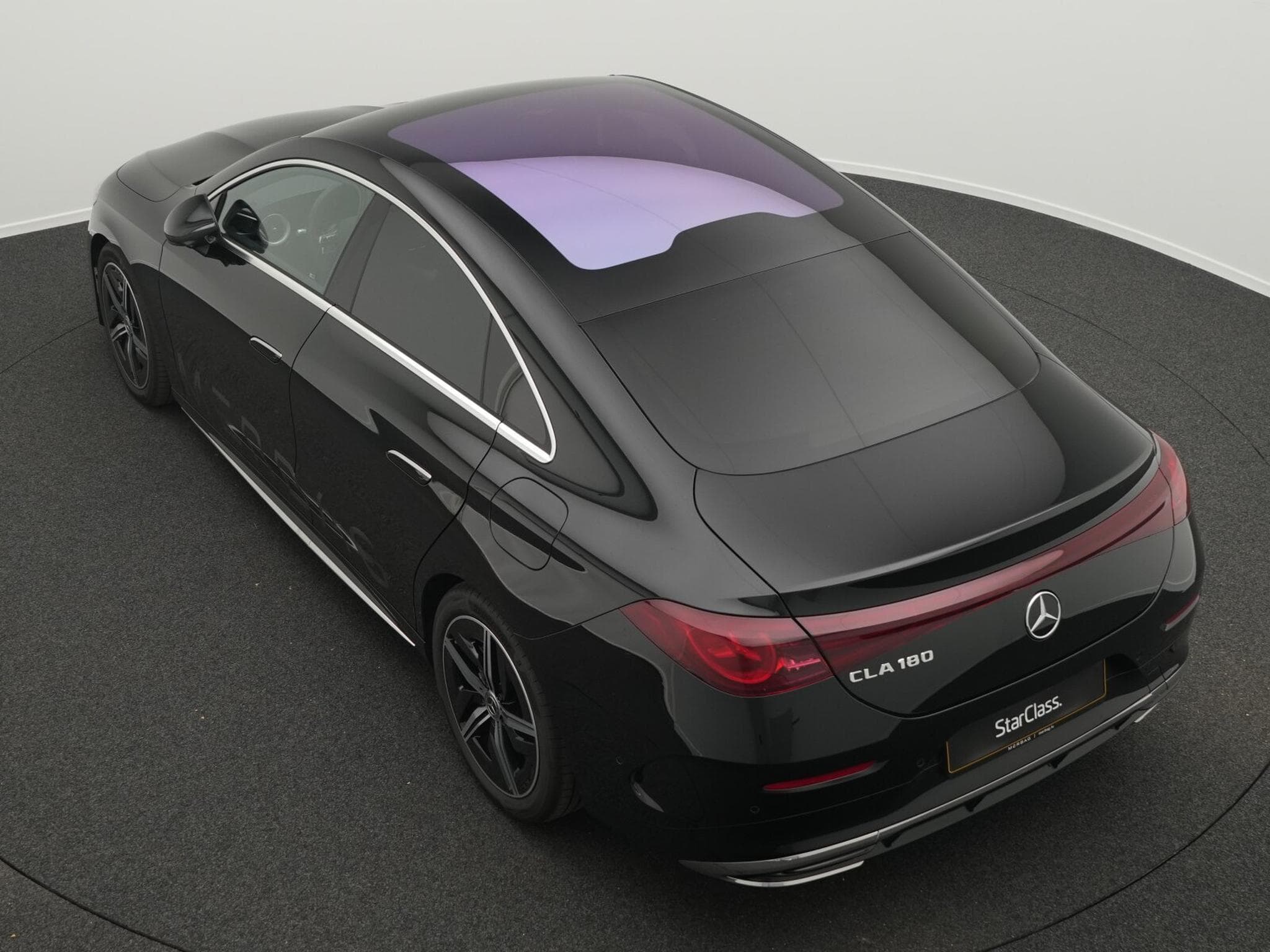 Mercedes CLA 180 AMG-Line (2026) - Photo 13